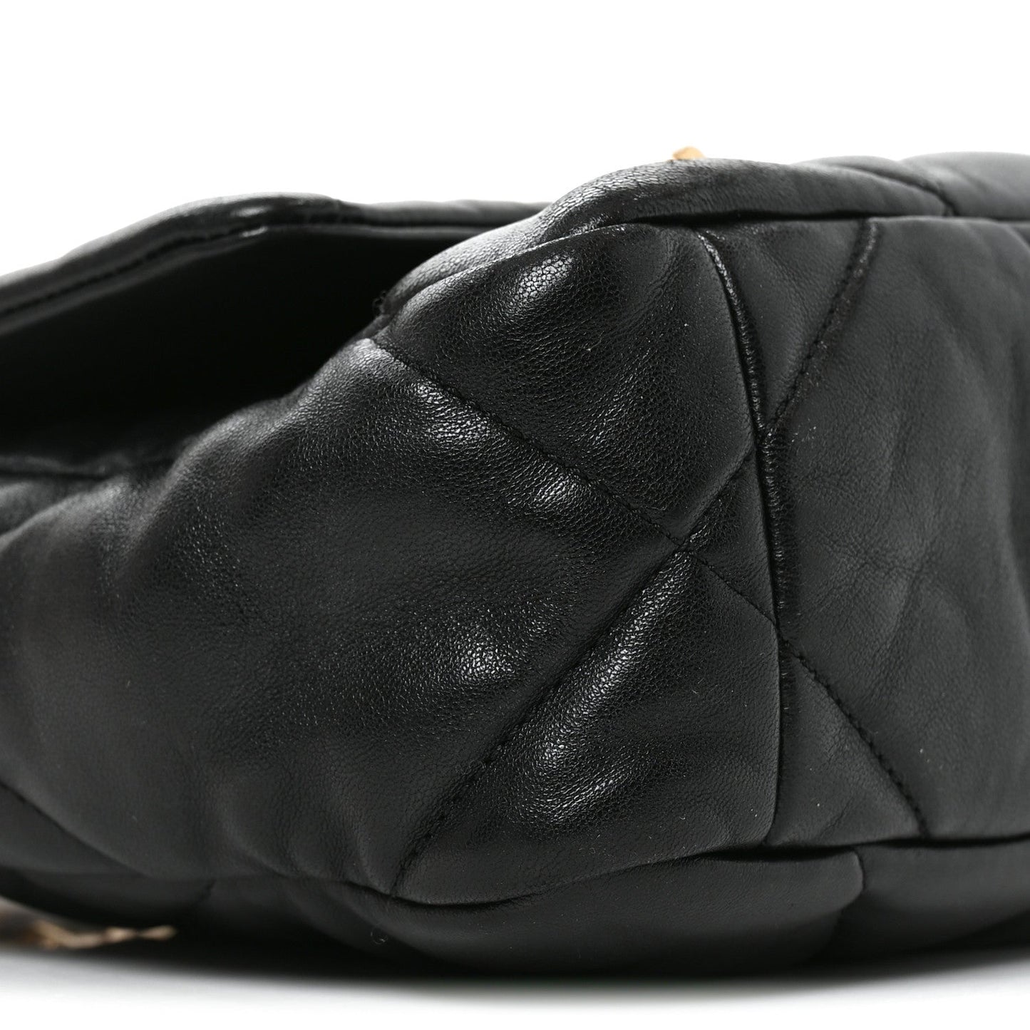 Lambskin Quilted Medium Chanel 19 Flap Black
