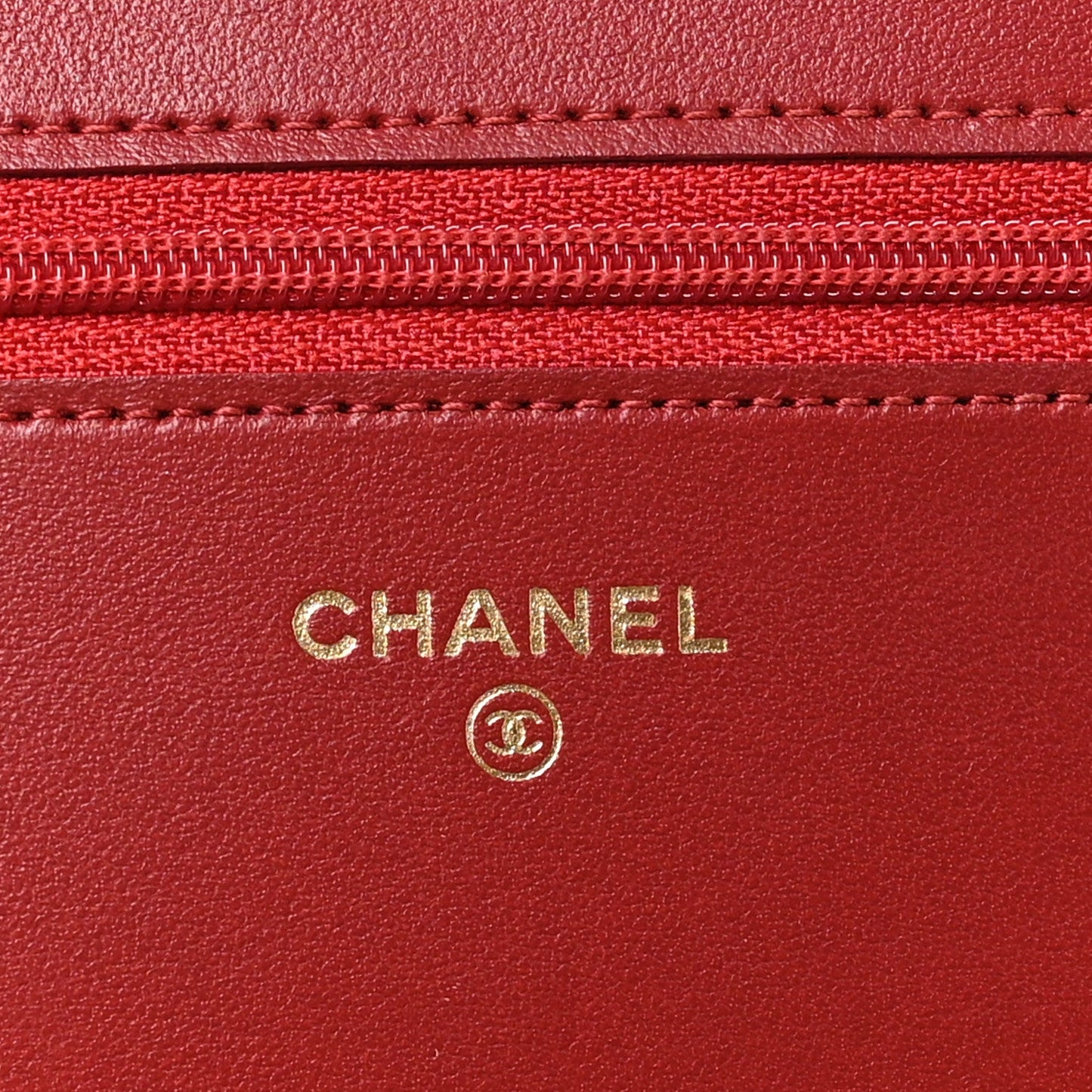 Caviar Quilted Boy Wallet On Chain WOC Red