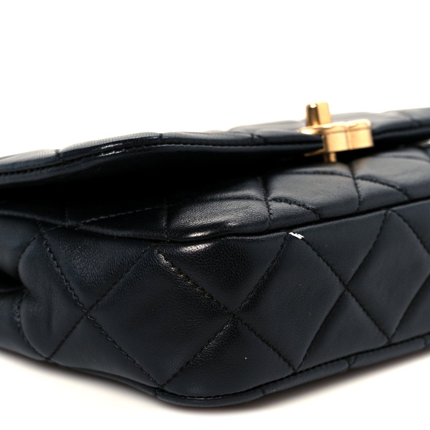 Lambskin Quilted  Pearl  Flap Black