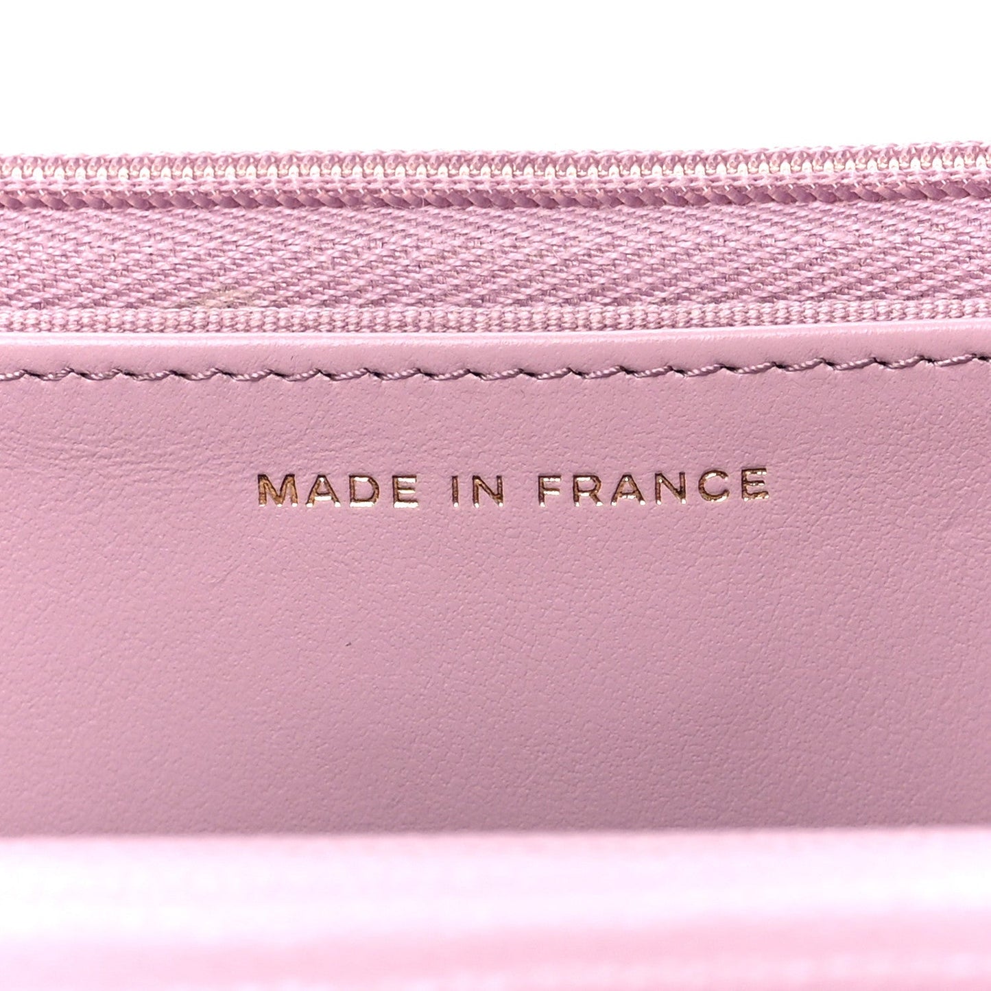Caviar Quilted Wallet on Chain WOC Light Pink