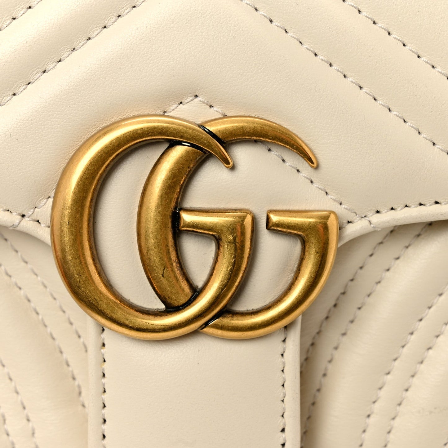 Calfskin Matelasse Mini GG Marmont Shoulder Bag White