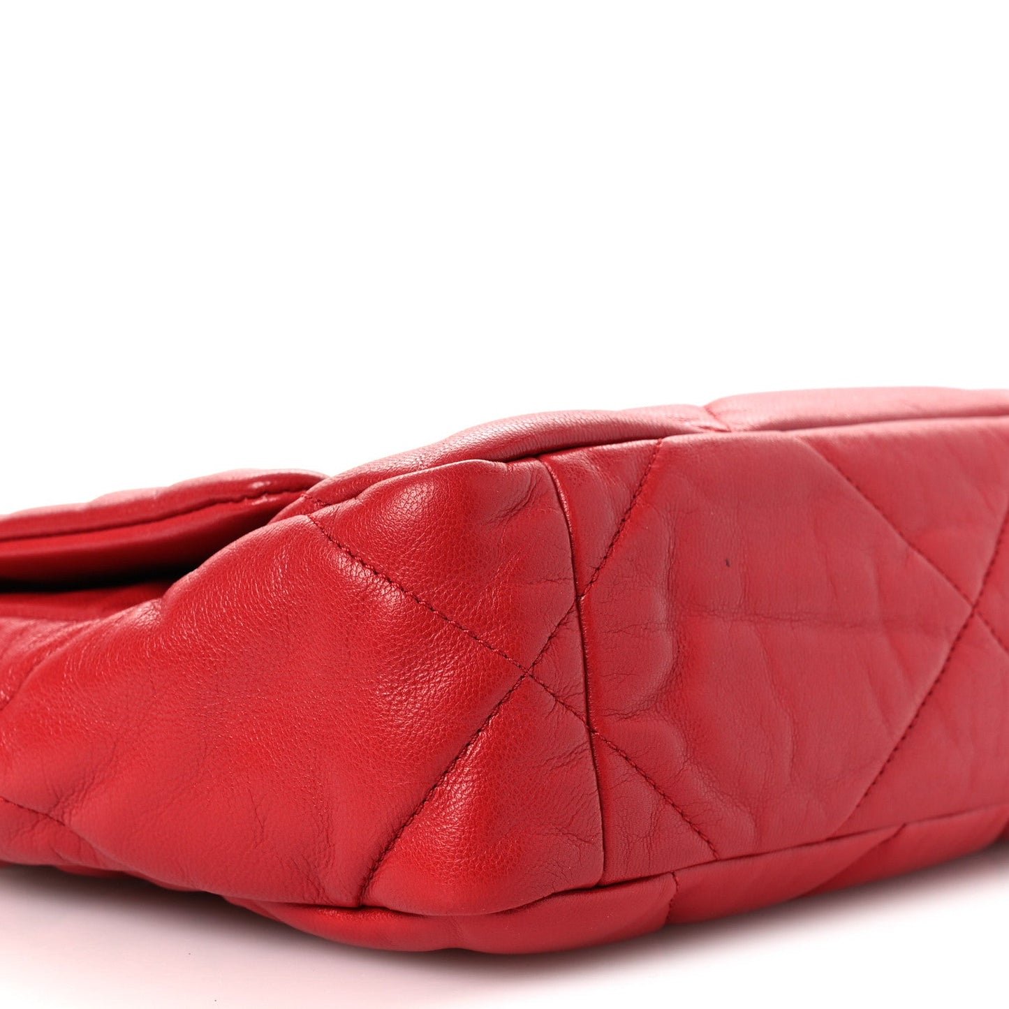 Lambskin Quilted Medium Chanel 19 Flap Red
