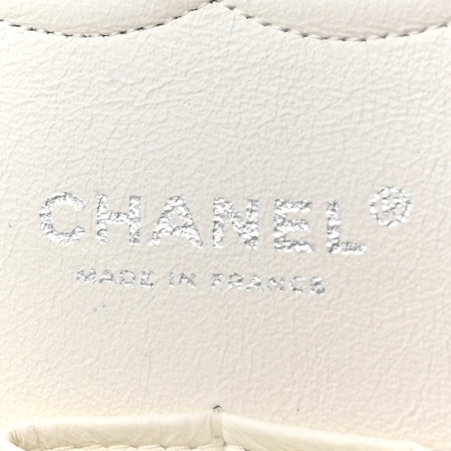 Caviar Quilted Medium Double Flap White
