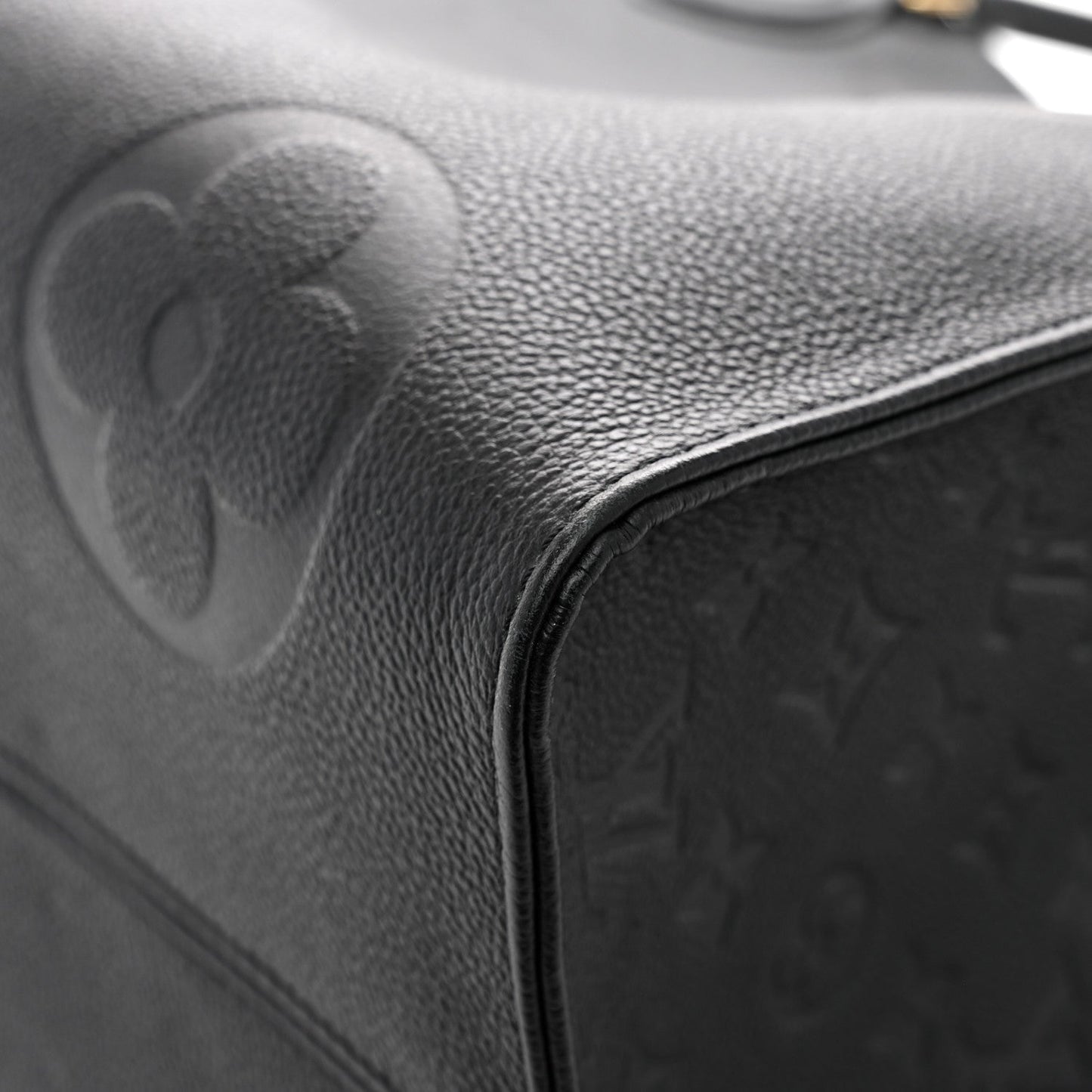 Empreinte Monogram Giant Onthego GM Black