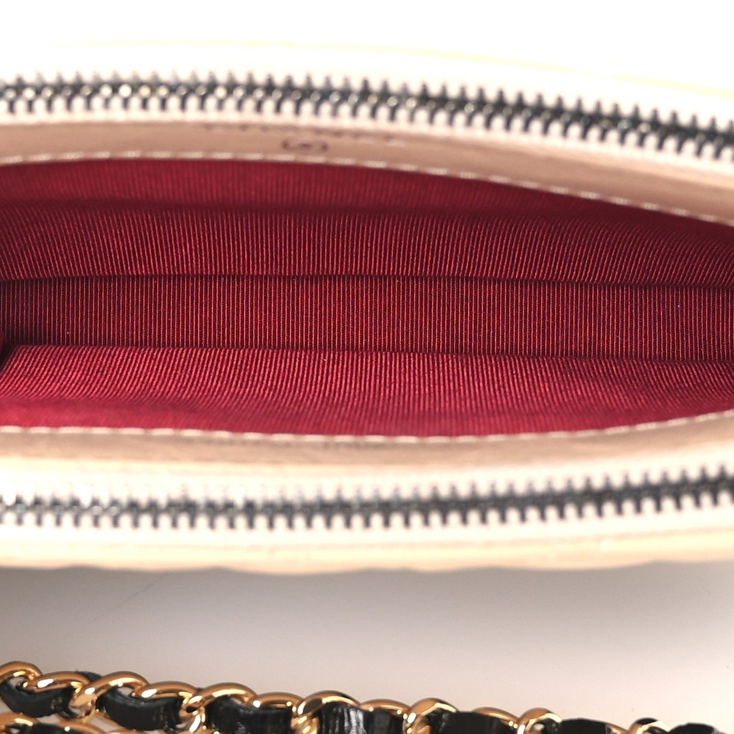 Aged Calfskin Quilted Small Gabrielle Clutch With Chain Beige Black