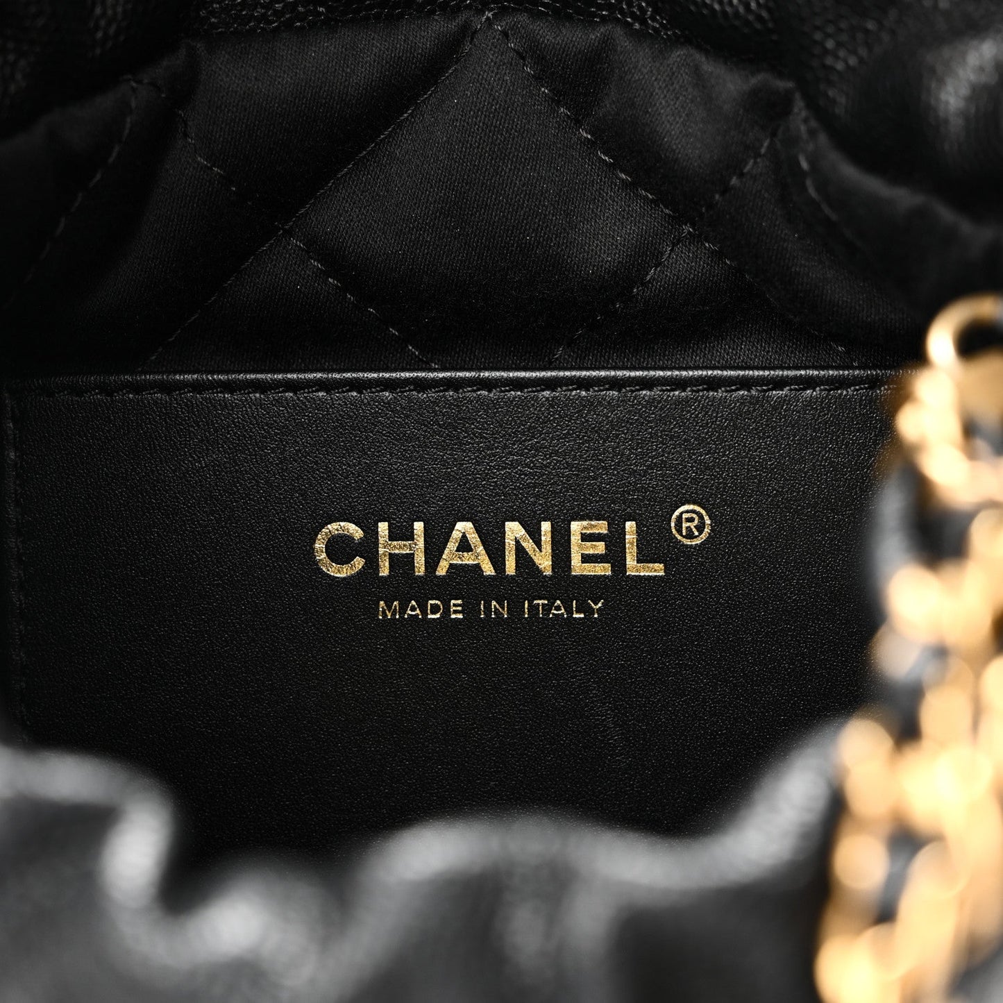 Shiny Caviar Quilted Monochrome Mini Chanel 22 Black