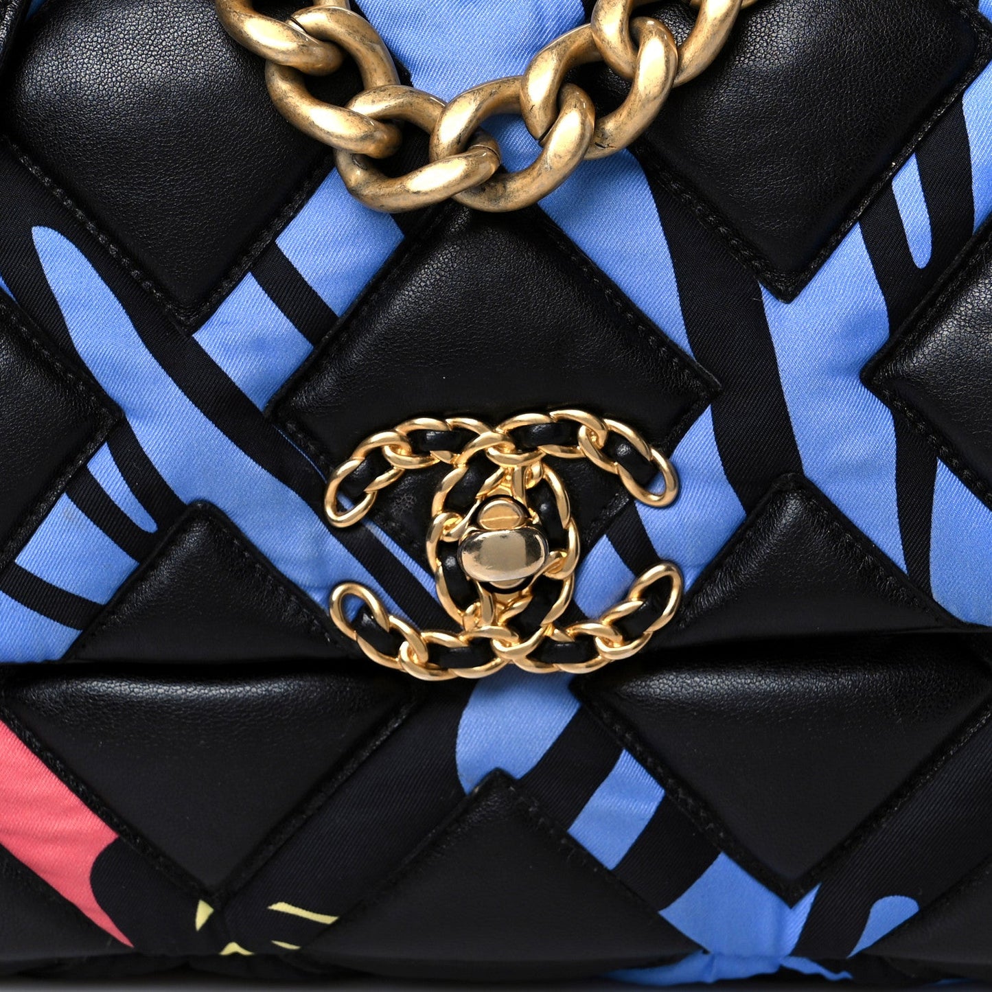 Lambskin Printed Fabric Medium Chanel 19 Flap Black Multicolor