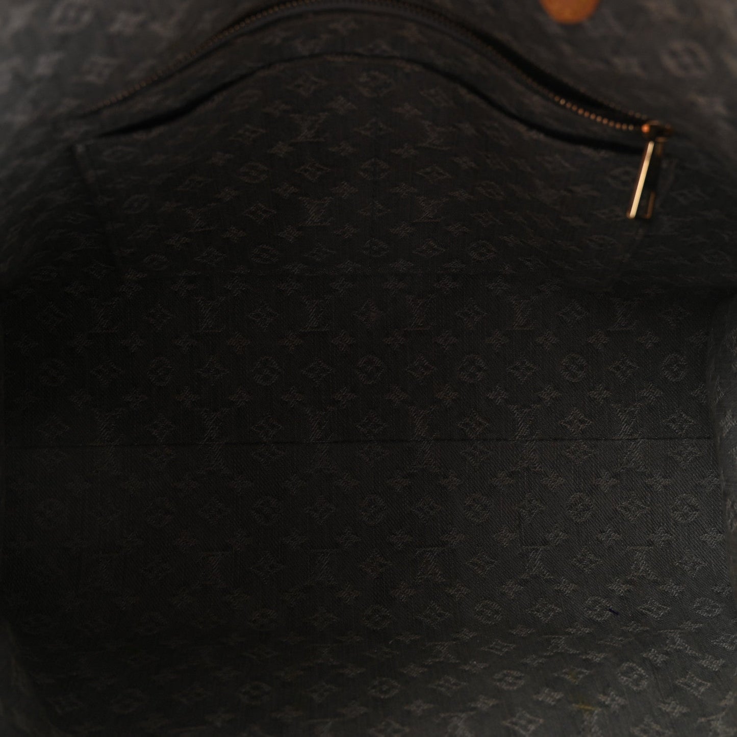 Monogram Denim Onthego MM Washed Grey
