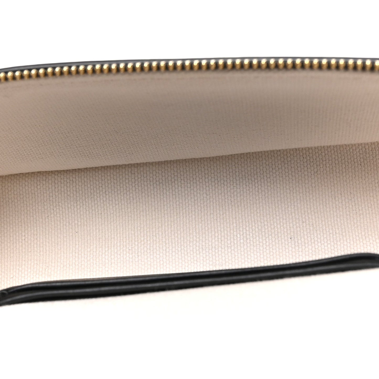Boucle Calfskin Top Handle Slim Vanity Case With Chain Ecru Black