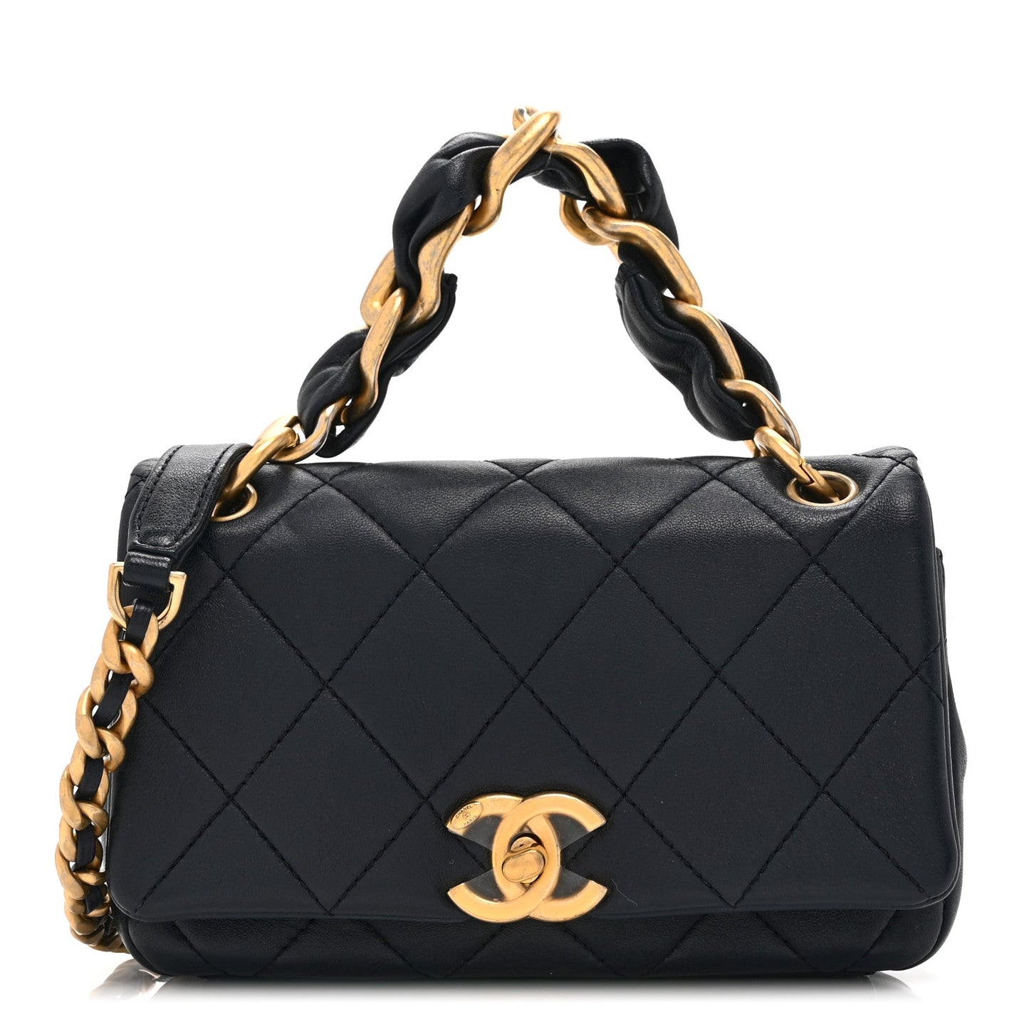Shiny Lambskin Small Chain Is More Flap Navy Blue