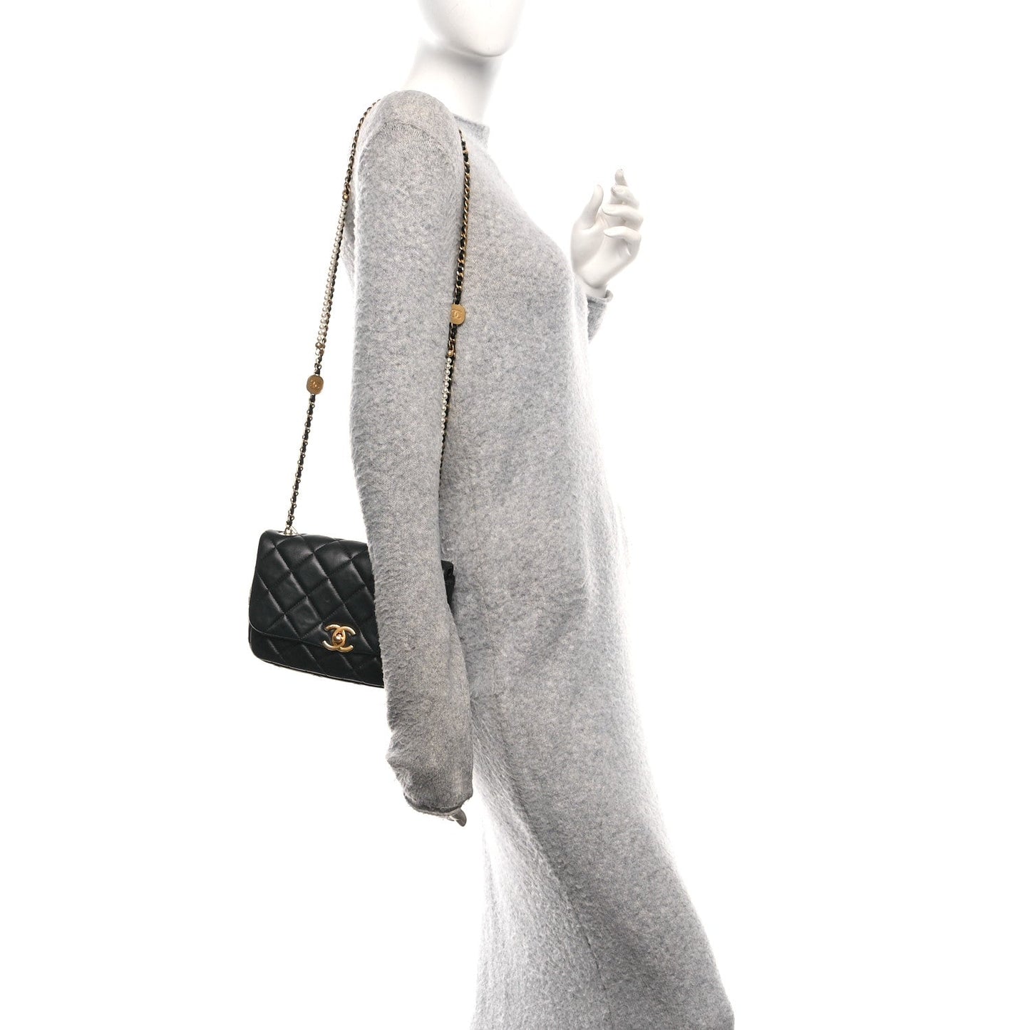 Lambskin Quilted  Pearl  Flap Black