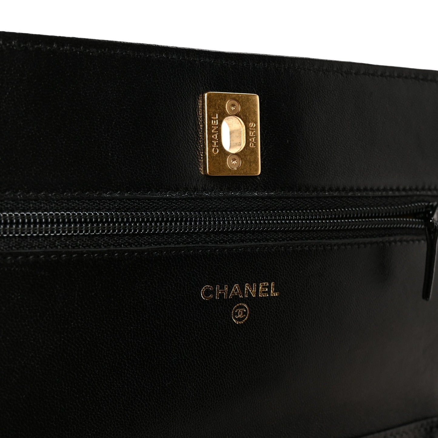Lambskin Quilted CC Pearl Crush Wallet on Chain WOC Black
