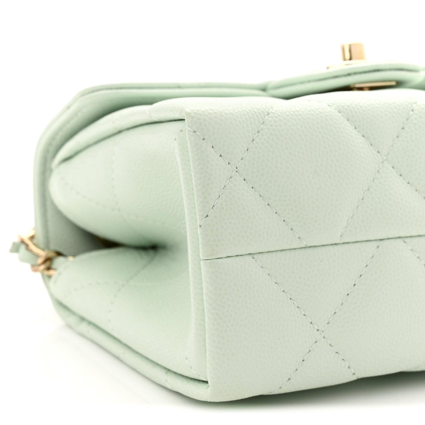 Caviar Quilted Retro Twist Top Handle Clutch Light Green