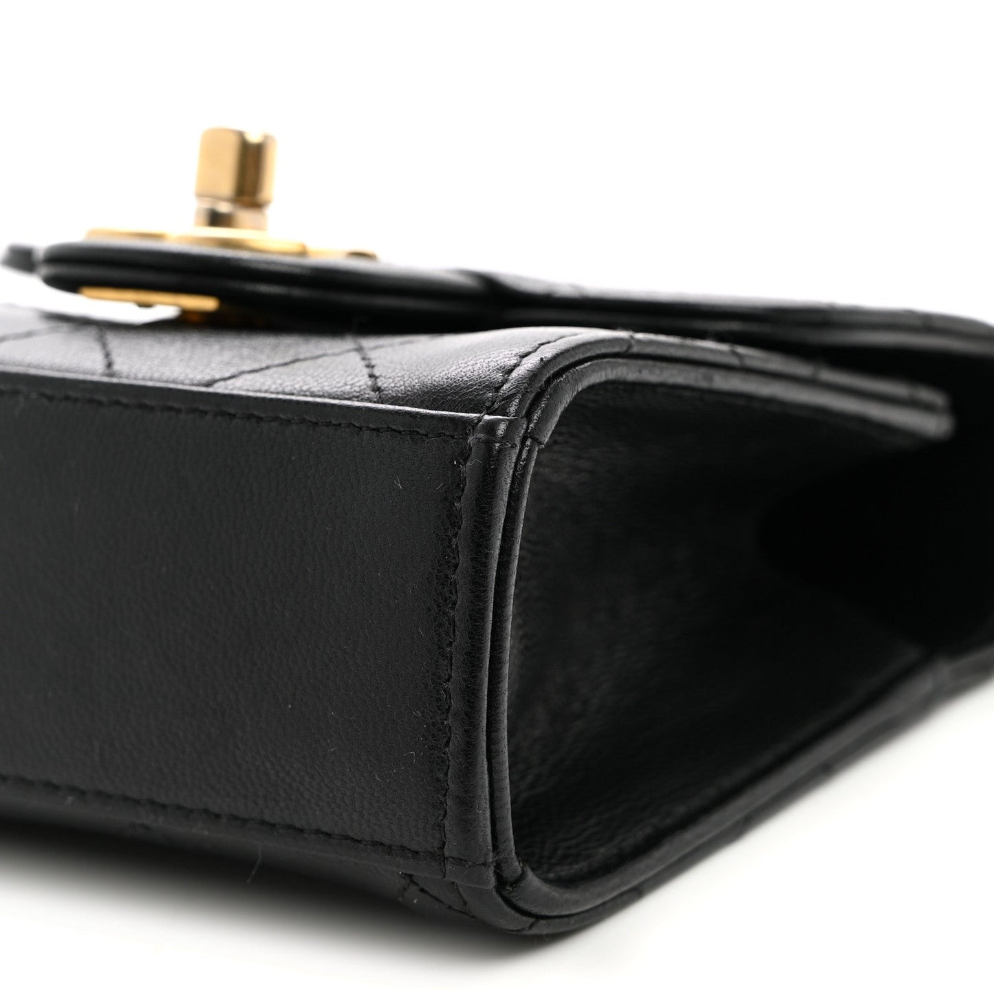 Goatskin Chic Pearls Clutch On Chain Black
