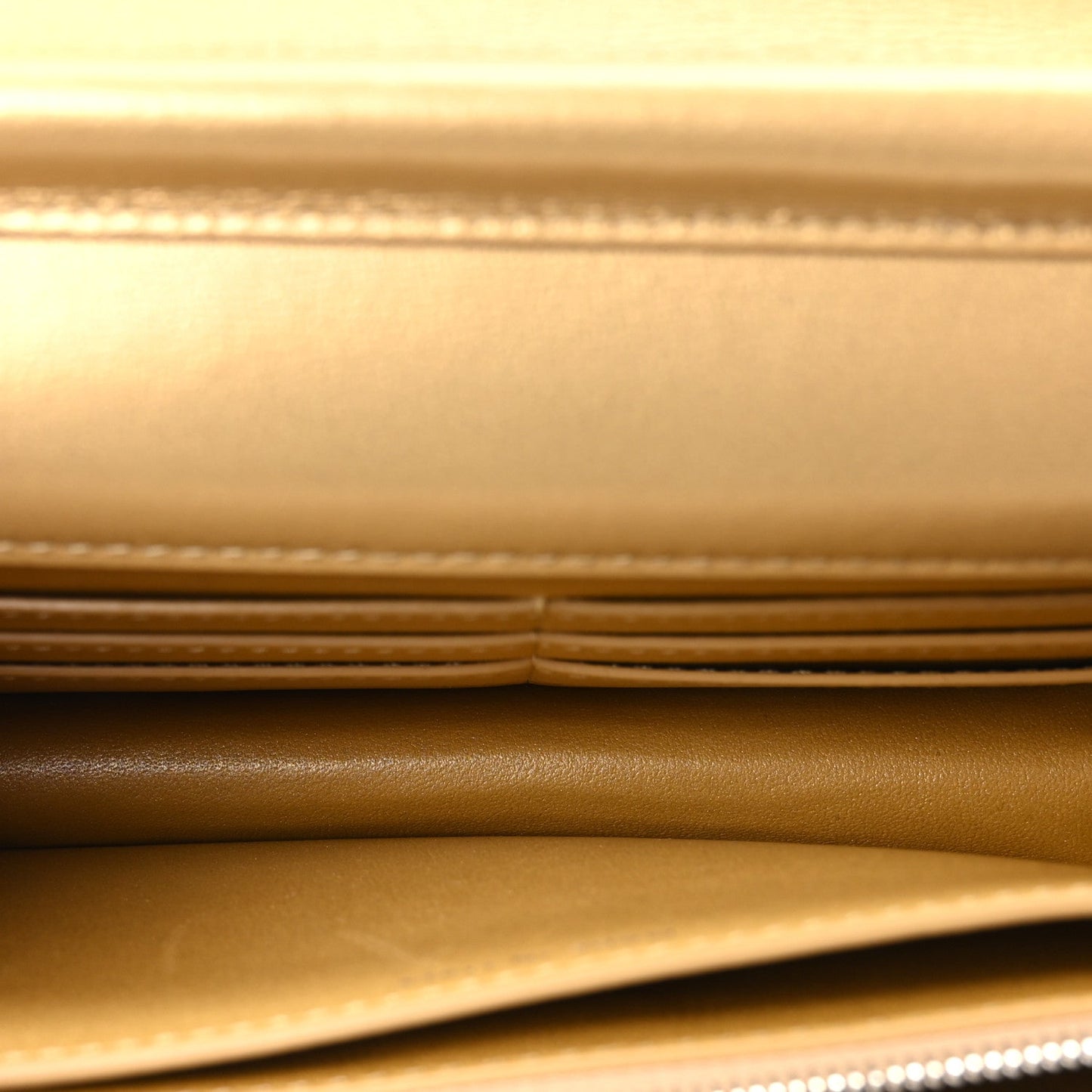 Calfskin Lizard Embossed Wallet On Chain WOC Gold
