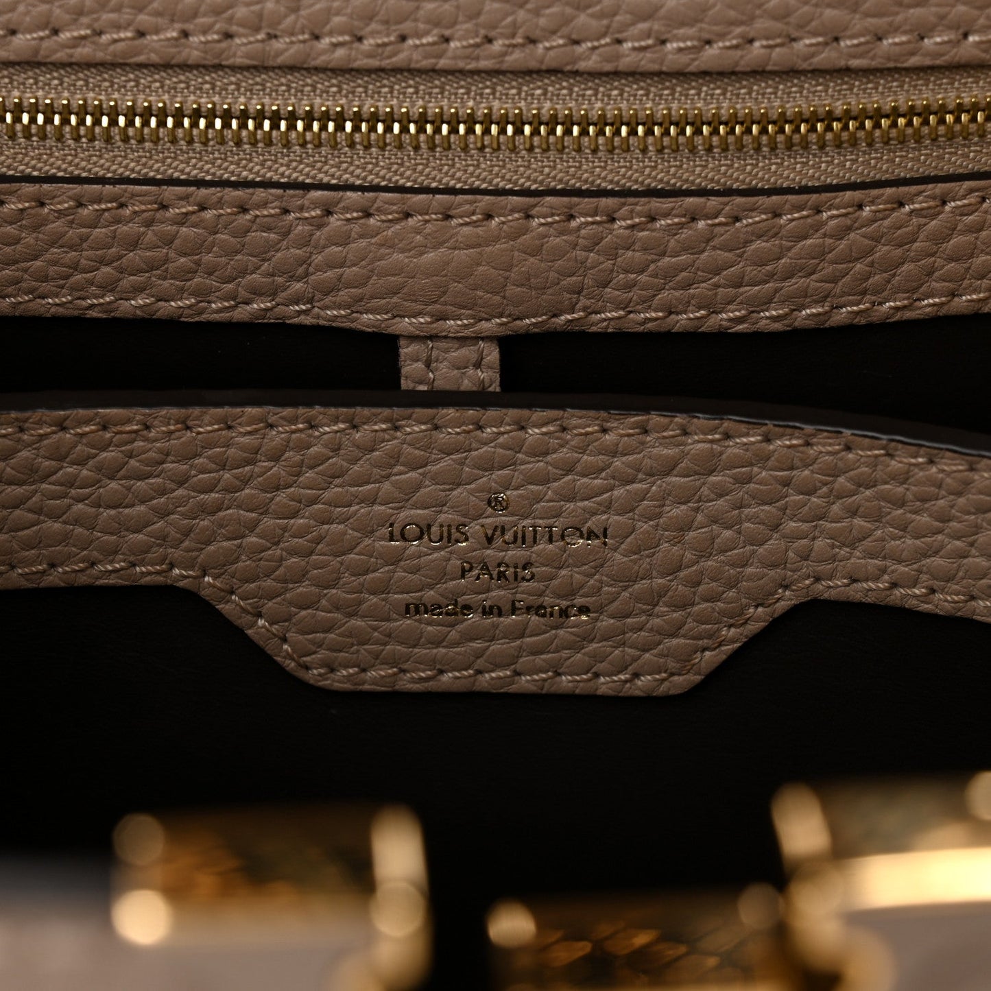 Taurillon Snakeskin Capucines PM Galet