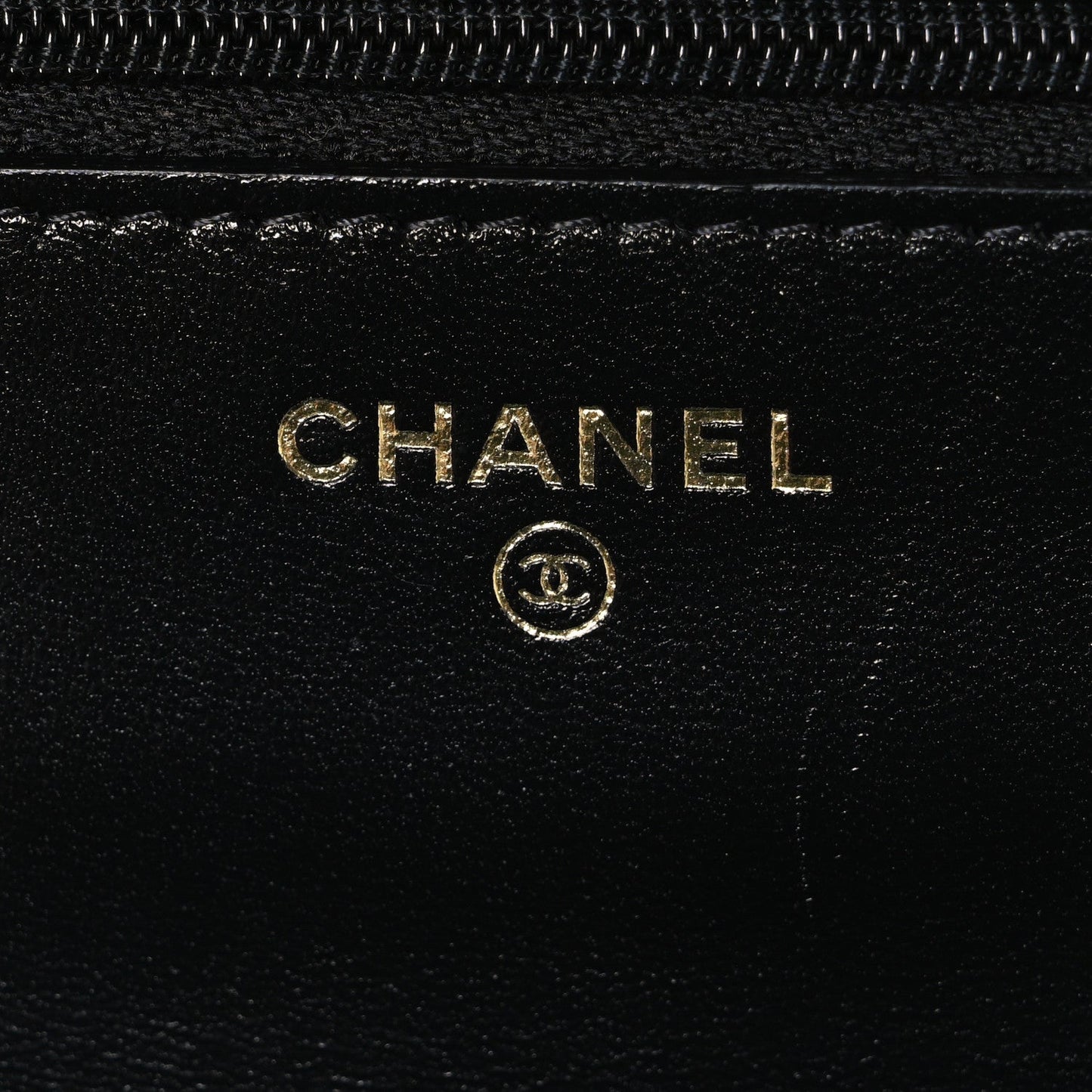 Shiny Lambskin Quilted Golden Links Wallet On Chain WOC Black