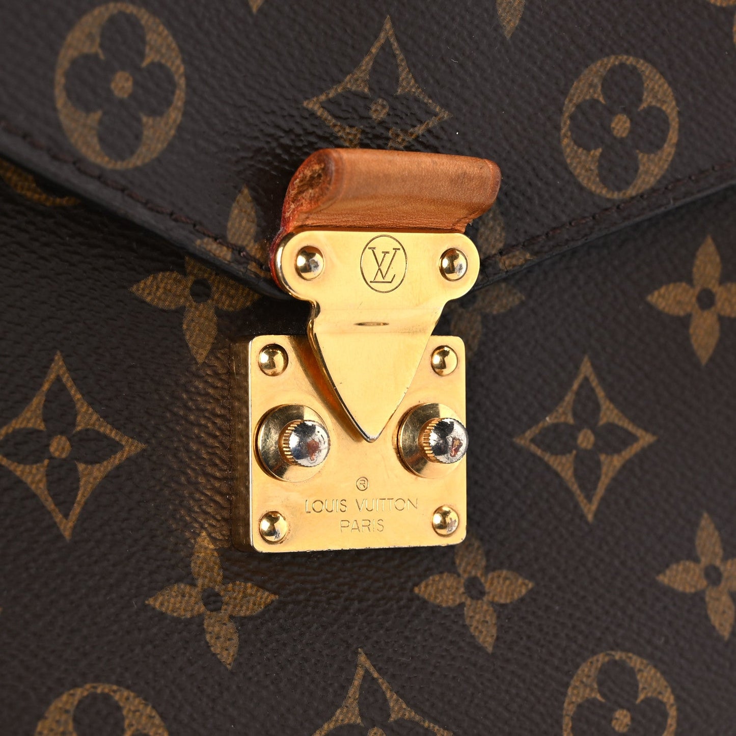 Monogram Pochette Metis