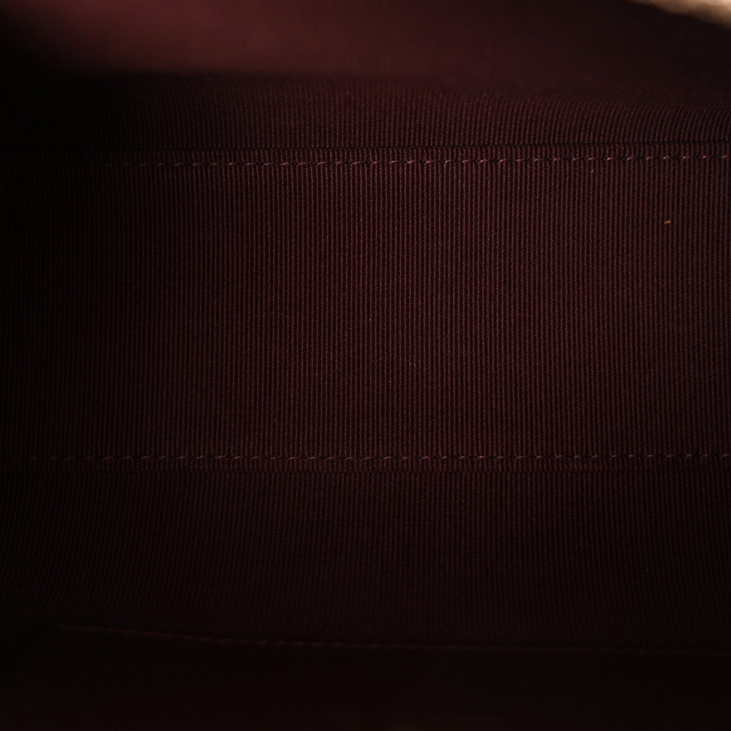 Caviar Quilted Barrel Clutch With Chain Black