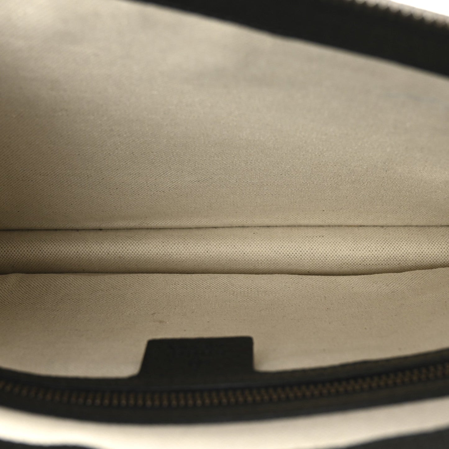 Grained Calfskin Bee Star Messenger Black