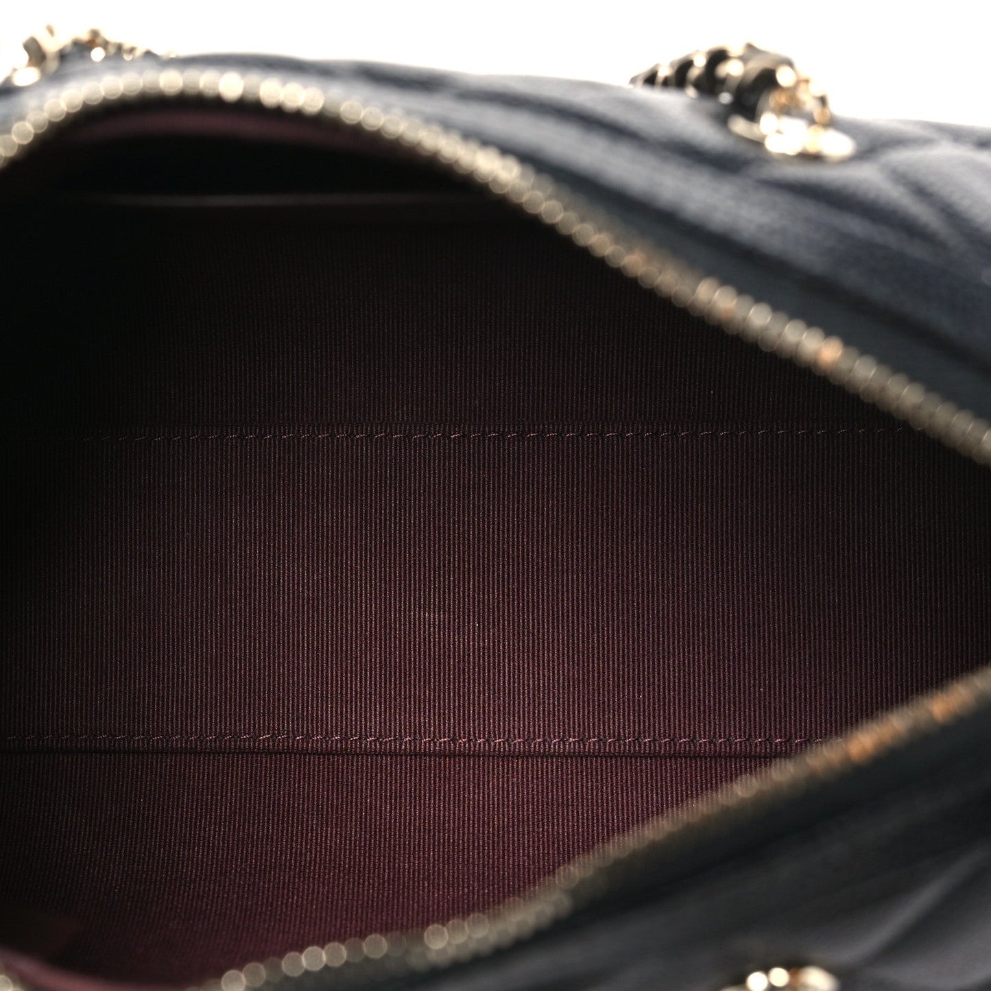 Caviar Quilted Barrel Clutch With Chain Black