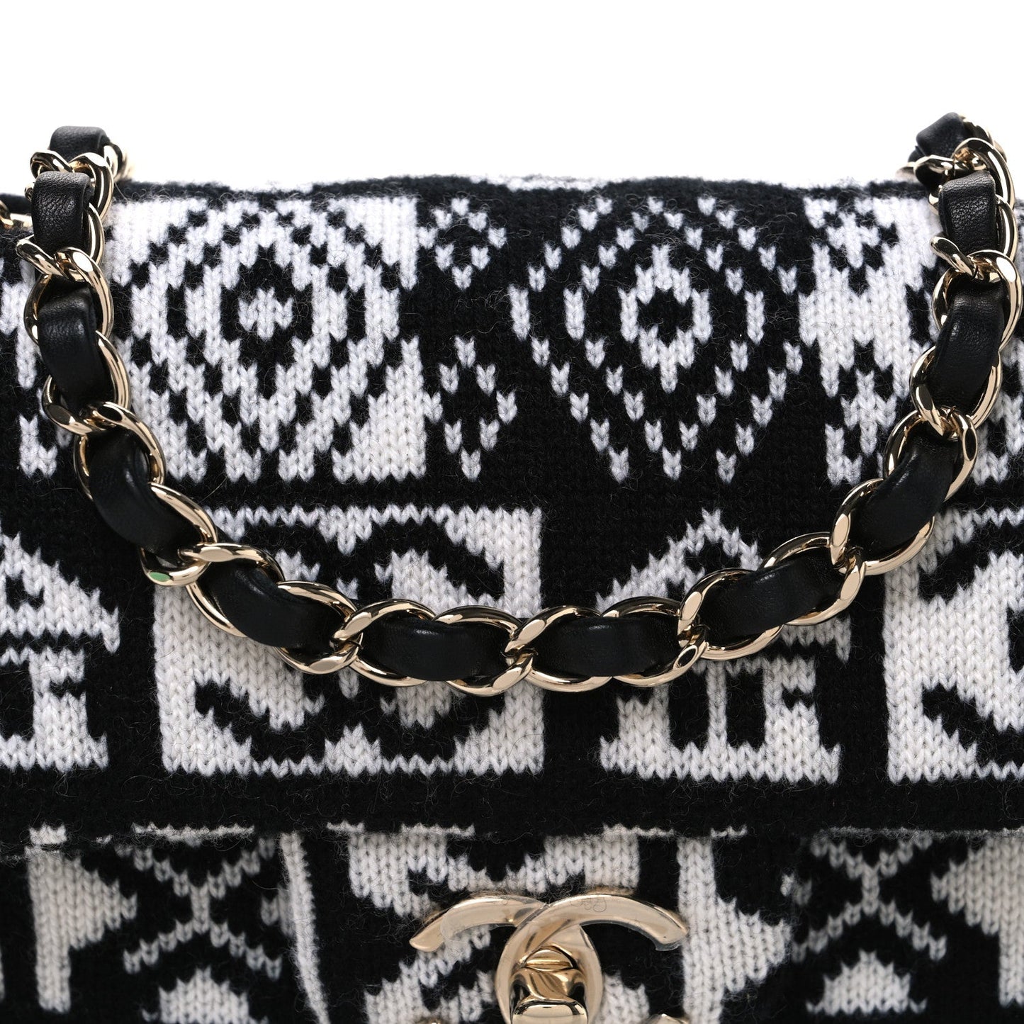 Cashmere Knit Coco Neige Flap Black White