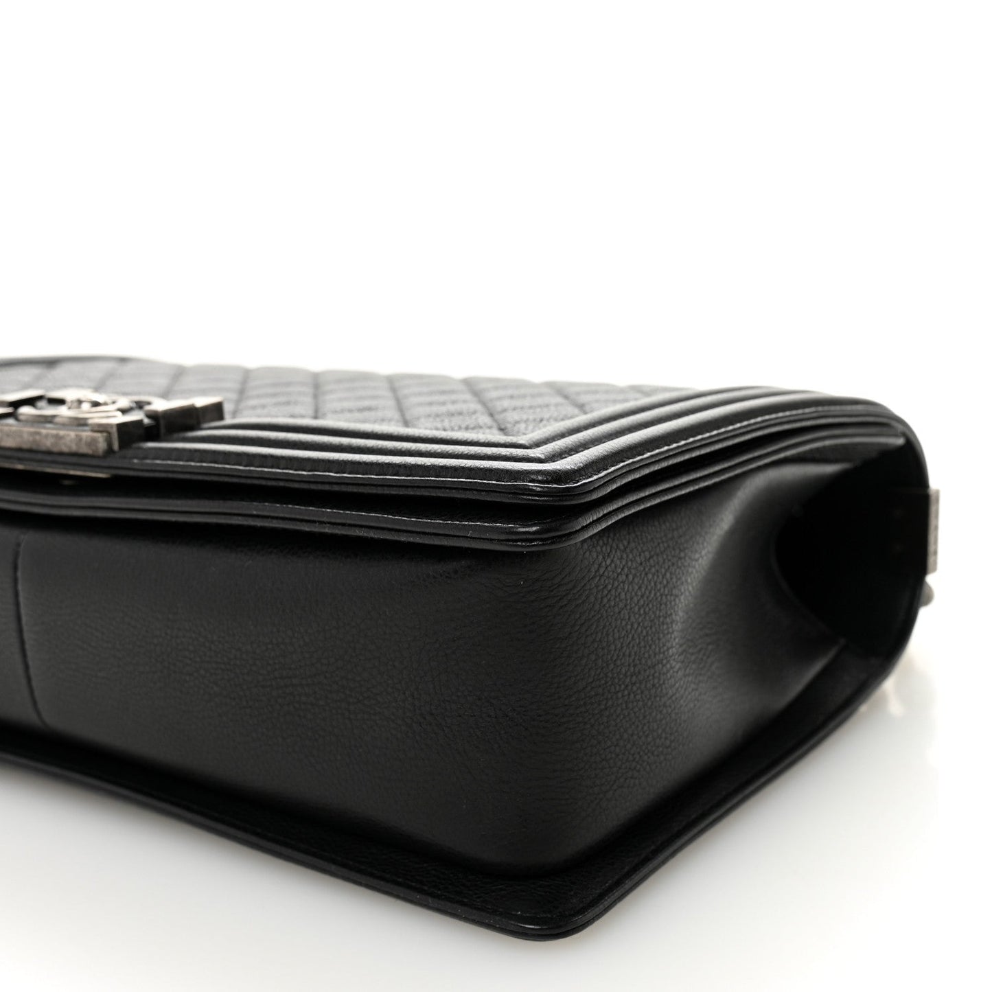 Grained Calfskin Quilted New Medium Boy Flap Black