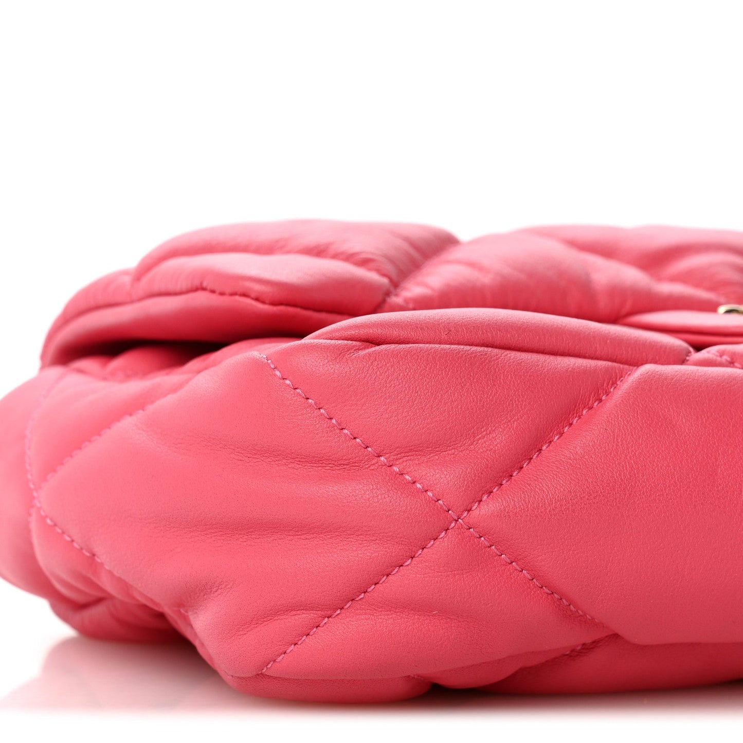 Calfskin Quilted Medium Bubbly Flap Pink