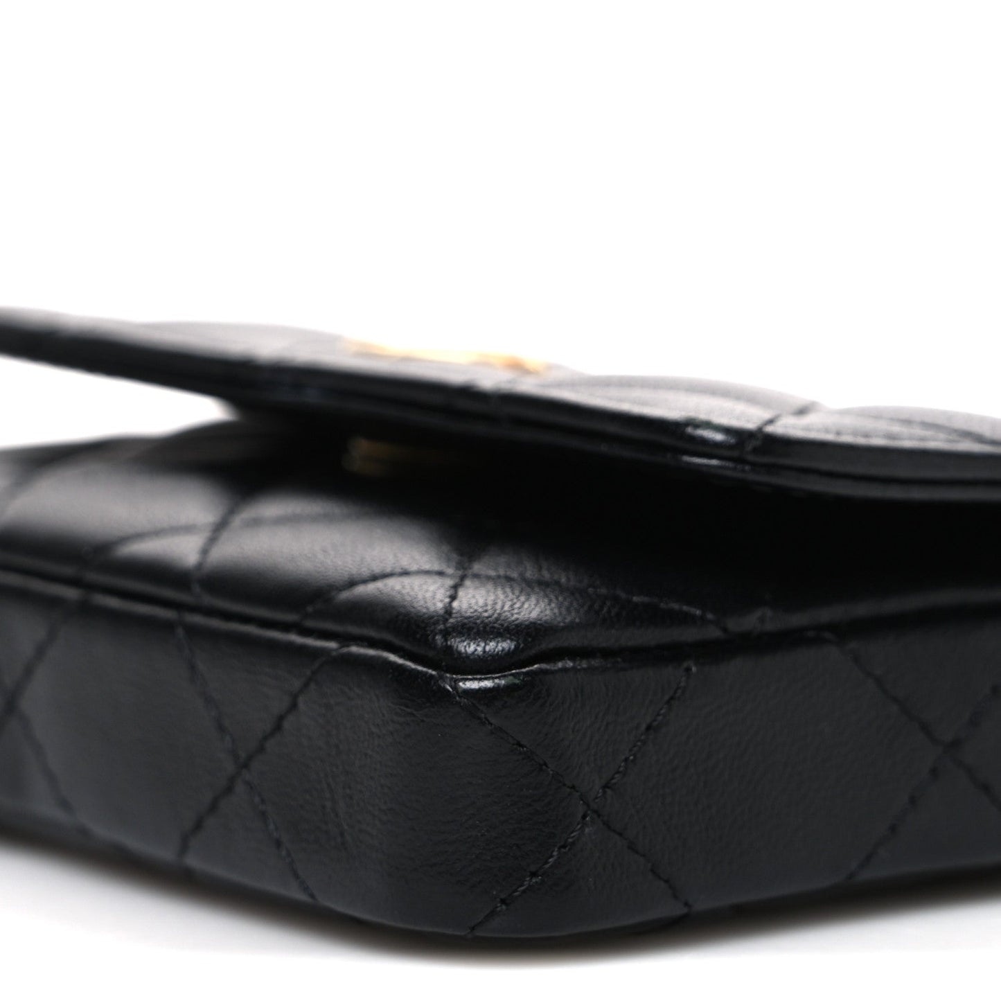 Lambskin Enamel Quilted Coco Hearts Clutch With Chain Black