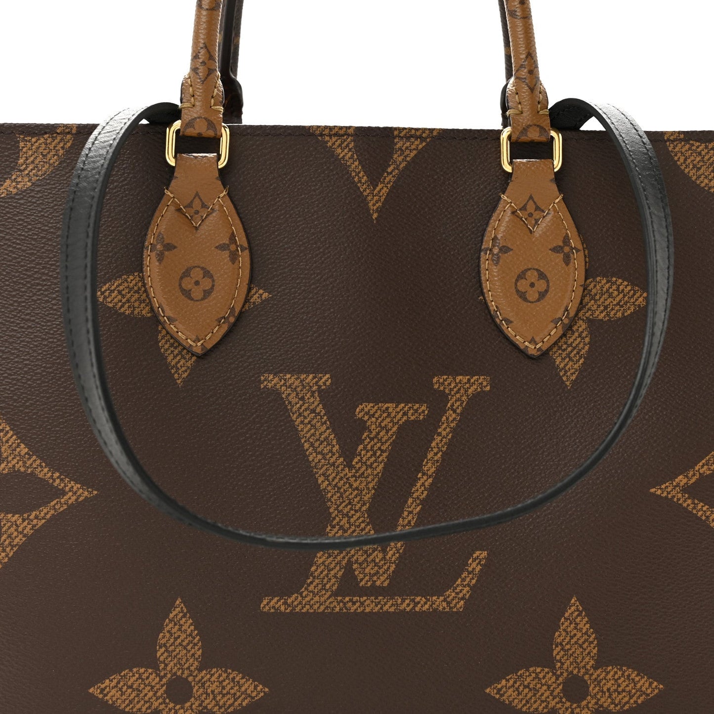 Reverse Monogram Giant Onthego MM