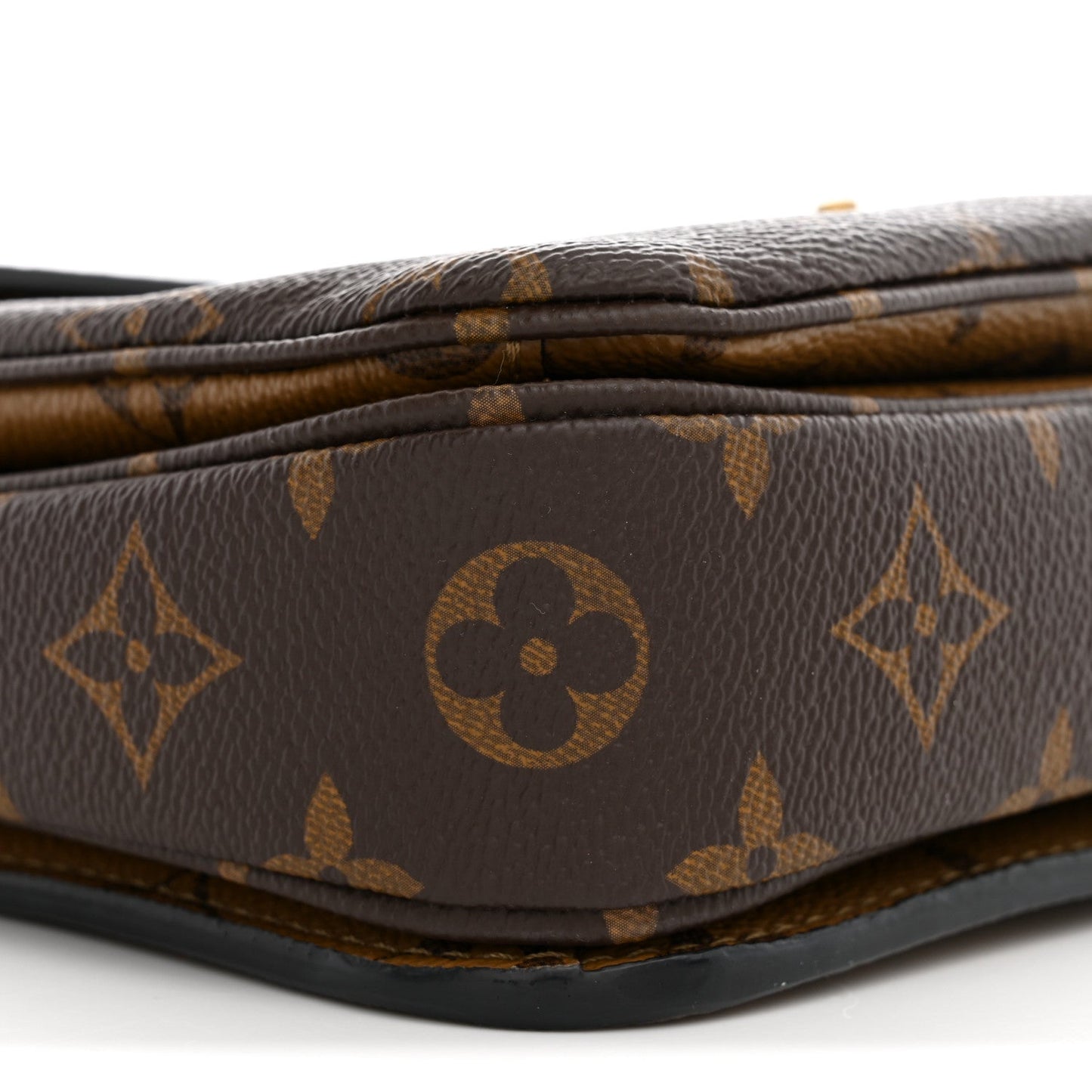Reverse Monogram Pochette Metis