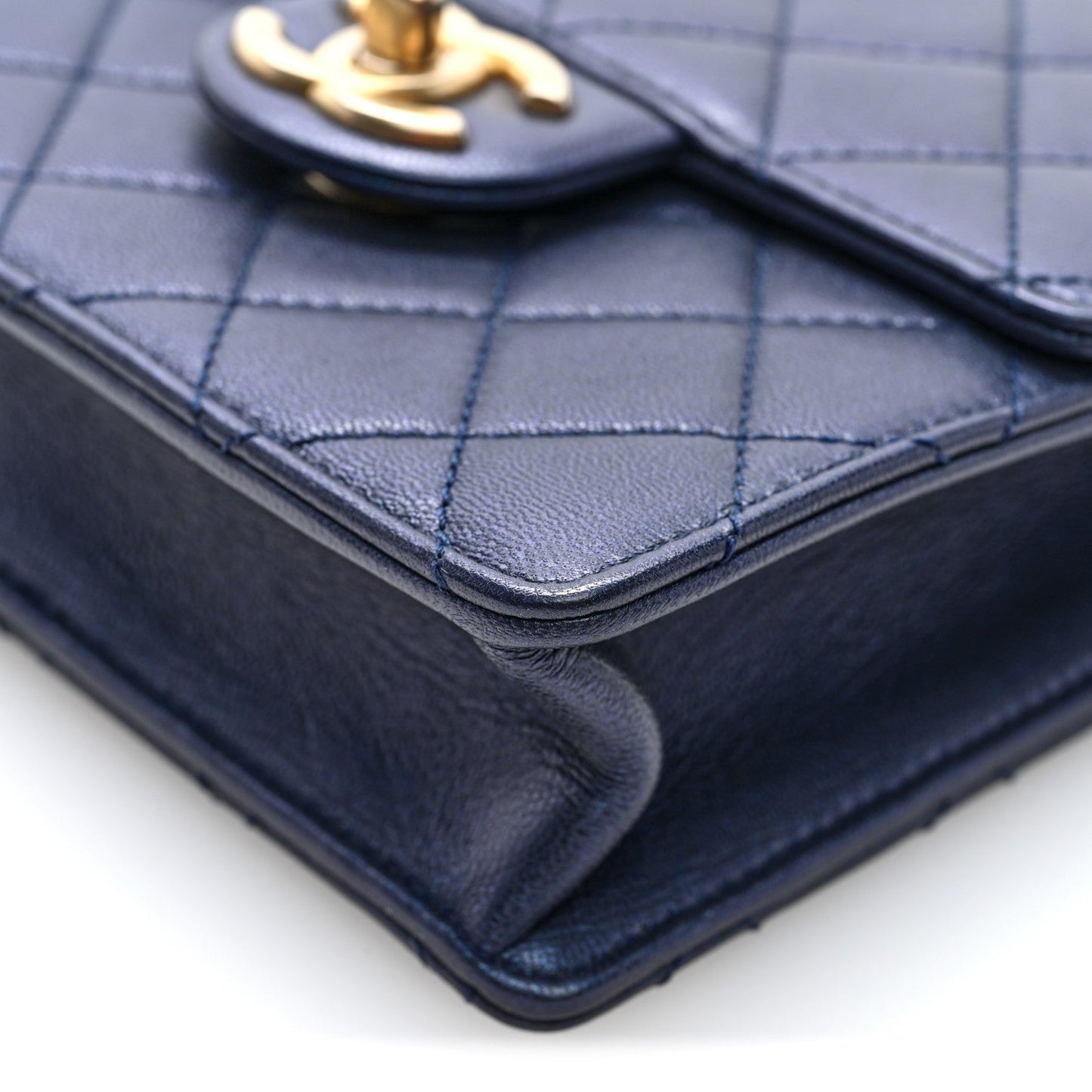 Iridescent Lambskin Quilted Chic Pearls Flap Navy Blue