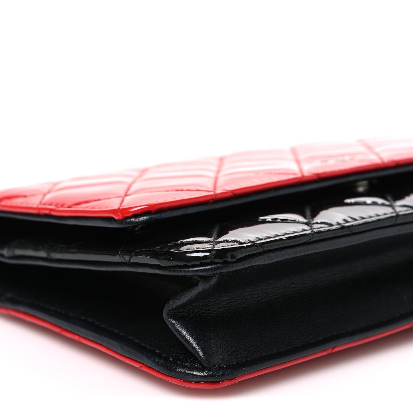 Patent Quilted Bi-Color Wallet On Chain WOC Red Black