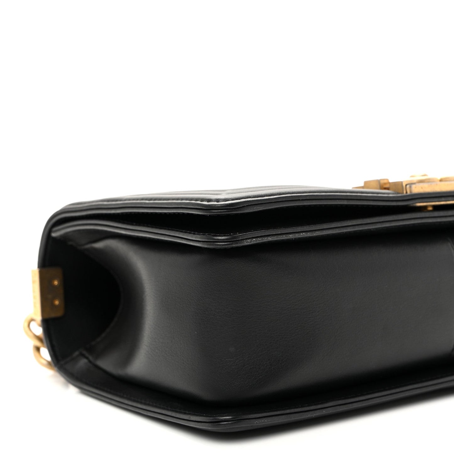Calfskin Chevron Quilted Medium Boy Flap Black