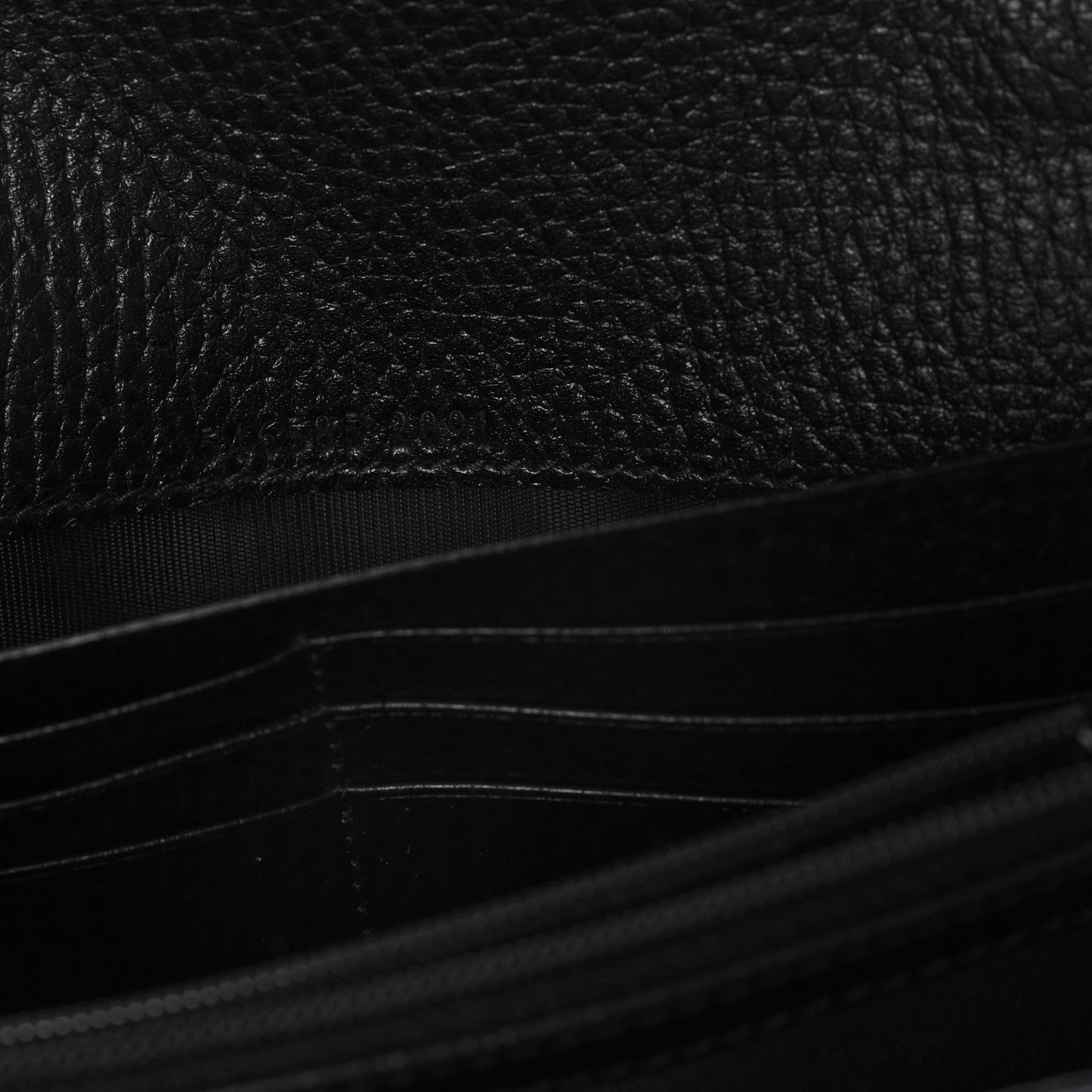 Dollar Calfskin GG Supreme Monogram Petite GG Marmont Wallet Chain Bag Black Beige Ebony