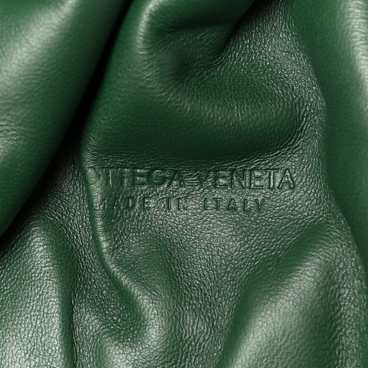 Nappa Maxi Intrecciato The Pouch Oversized Clutch Racing Green