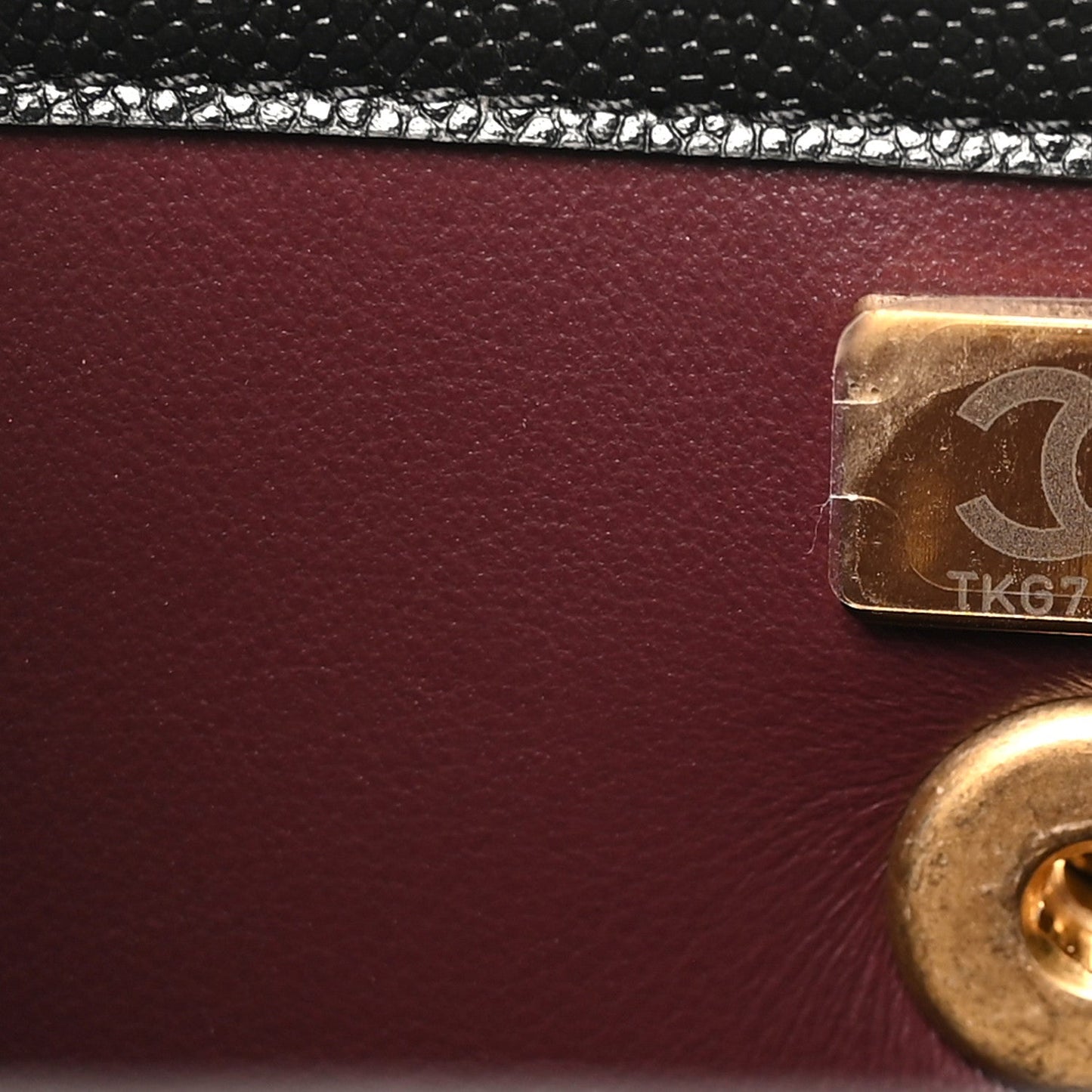 Caviar Quilted Chain Frame Flap Black
