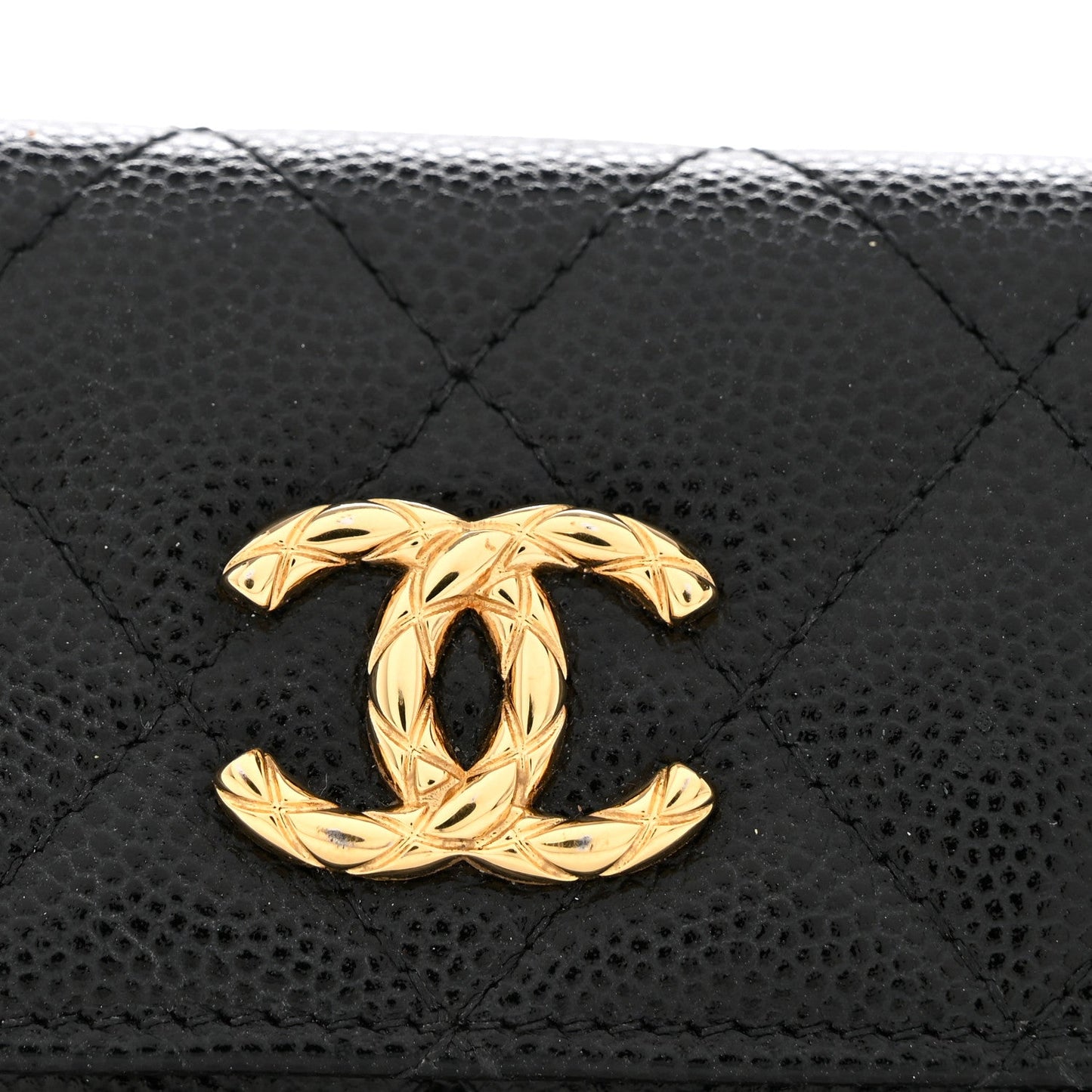 Caviar Quilted Chain CC Quilted Compact Flap Card Holder Black