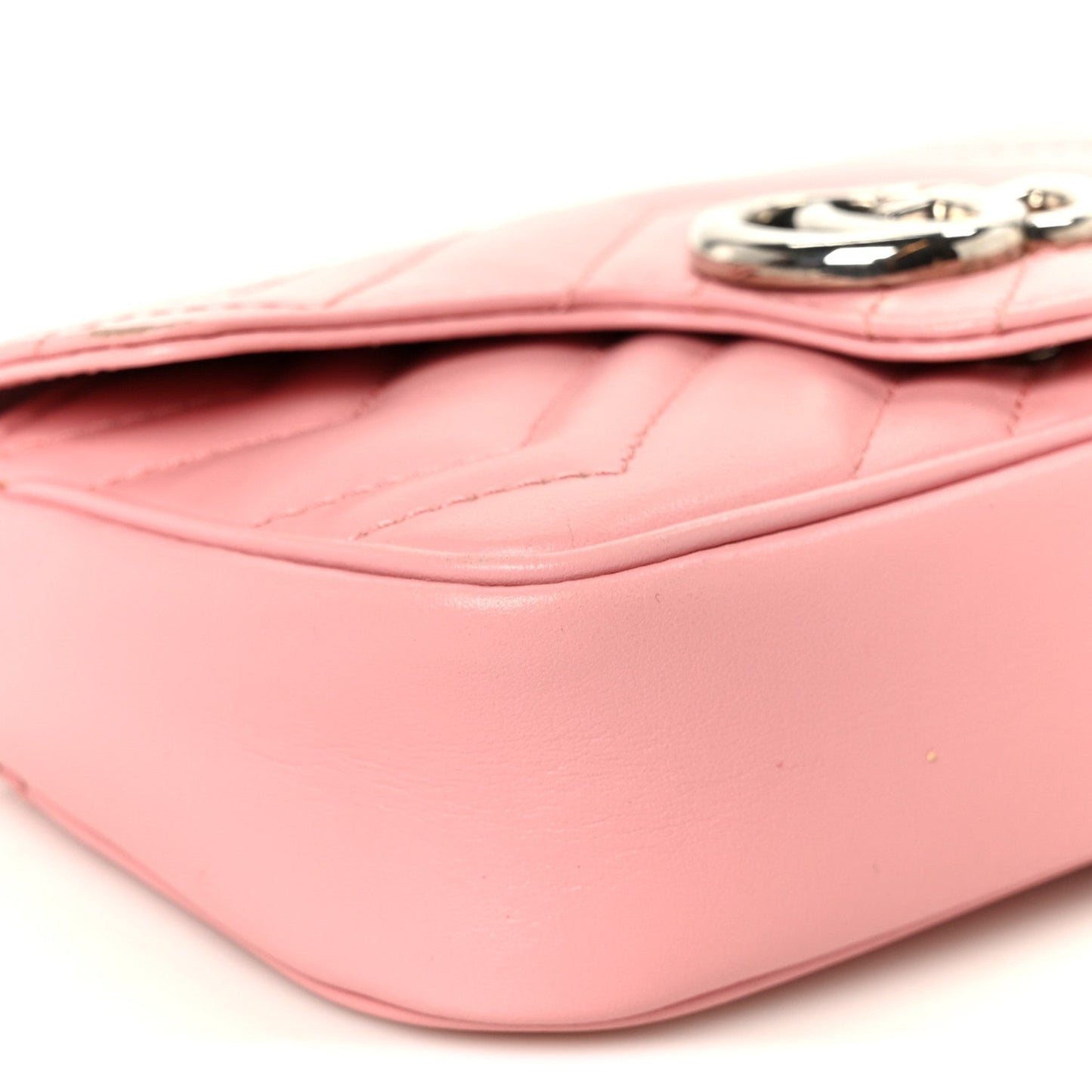 Calfskin Matelasse Super Mini GG Marmont Shoulder Bag Wild Rose
