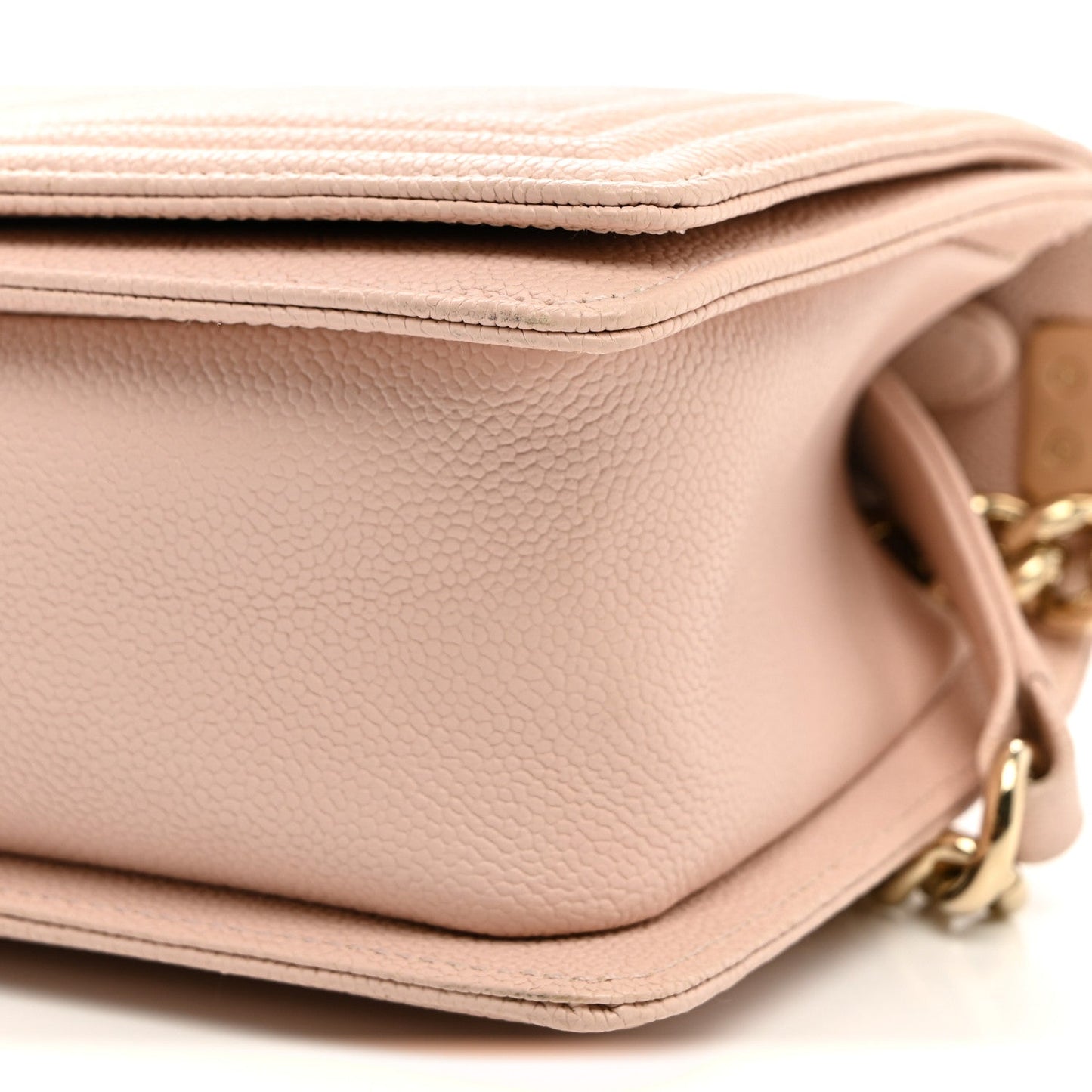Caviar Chevron Quilted Medium Boy Flap Light Pink