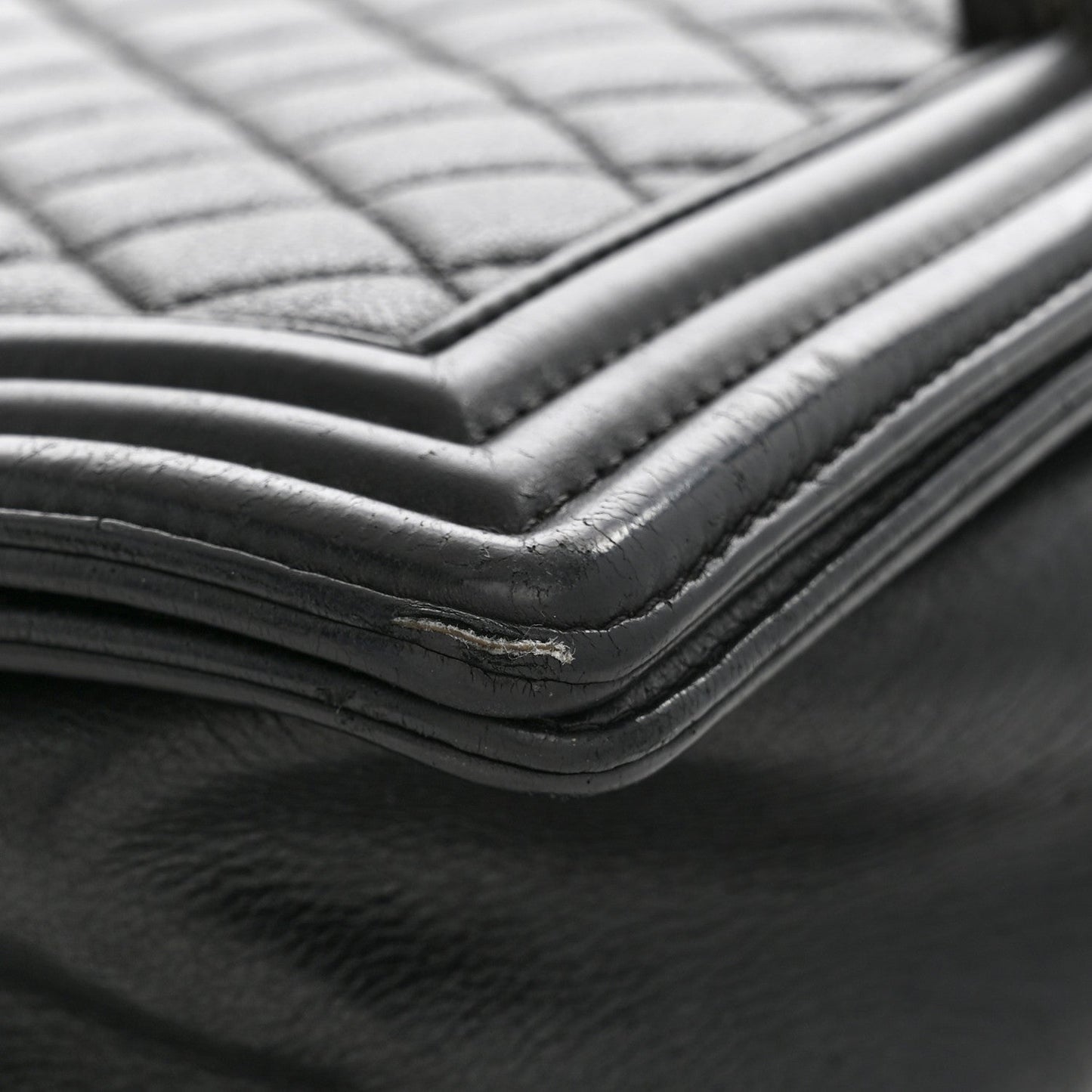 Calfskin Quilted Large Boy Flap Black