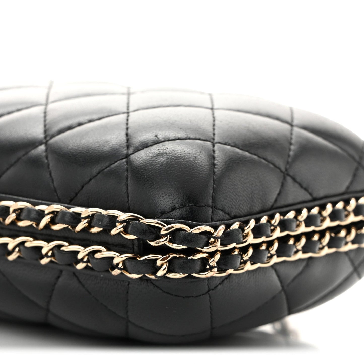 Lambskin Quilted Chain Around Clutch Black