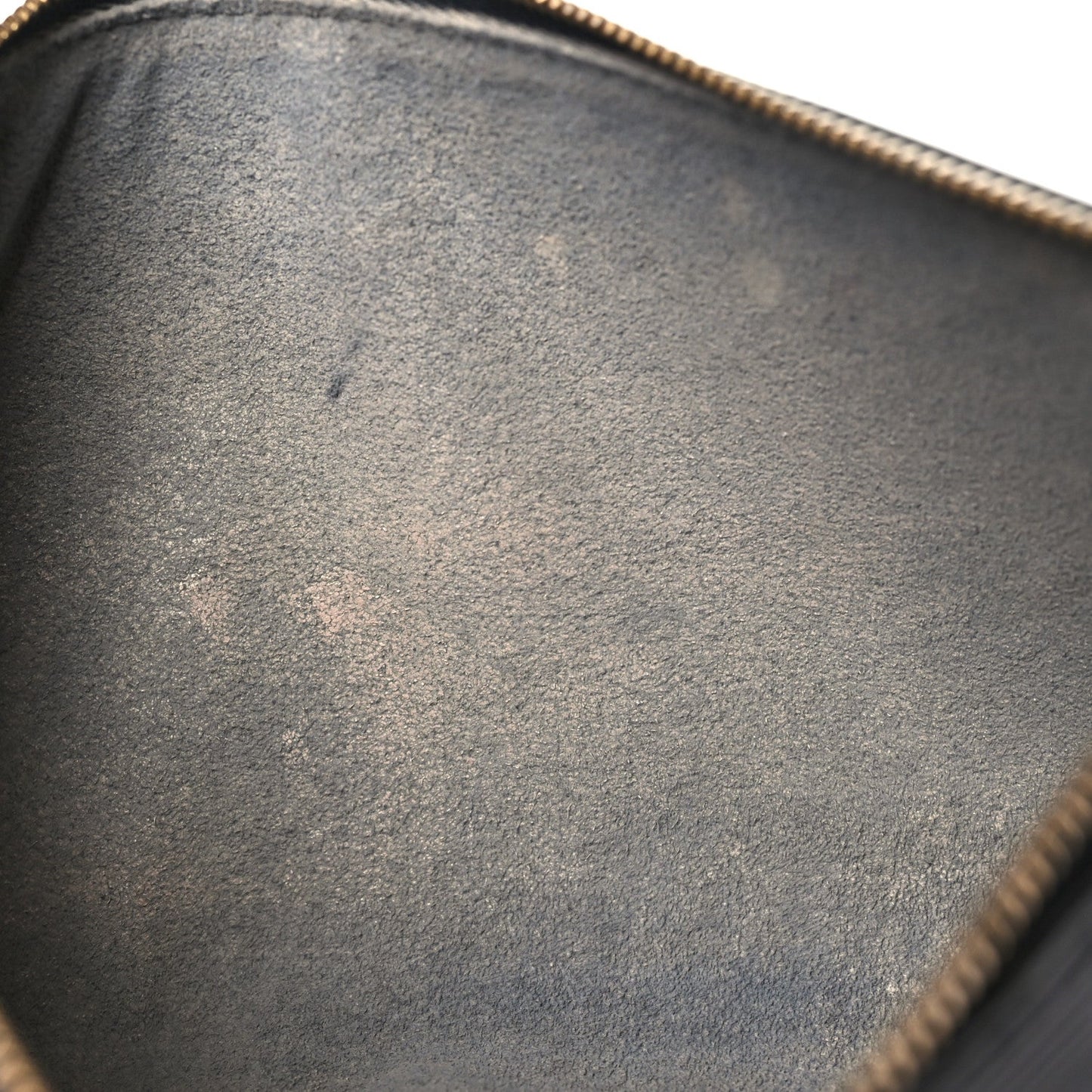 Epi Pochette Accessories 24 Black