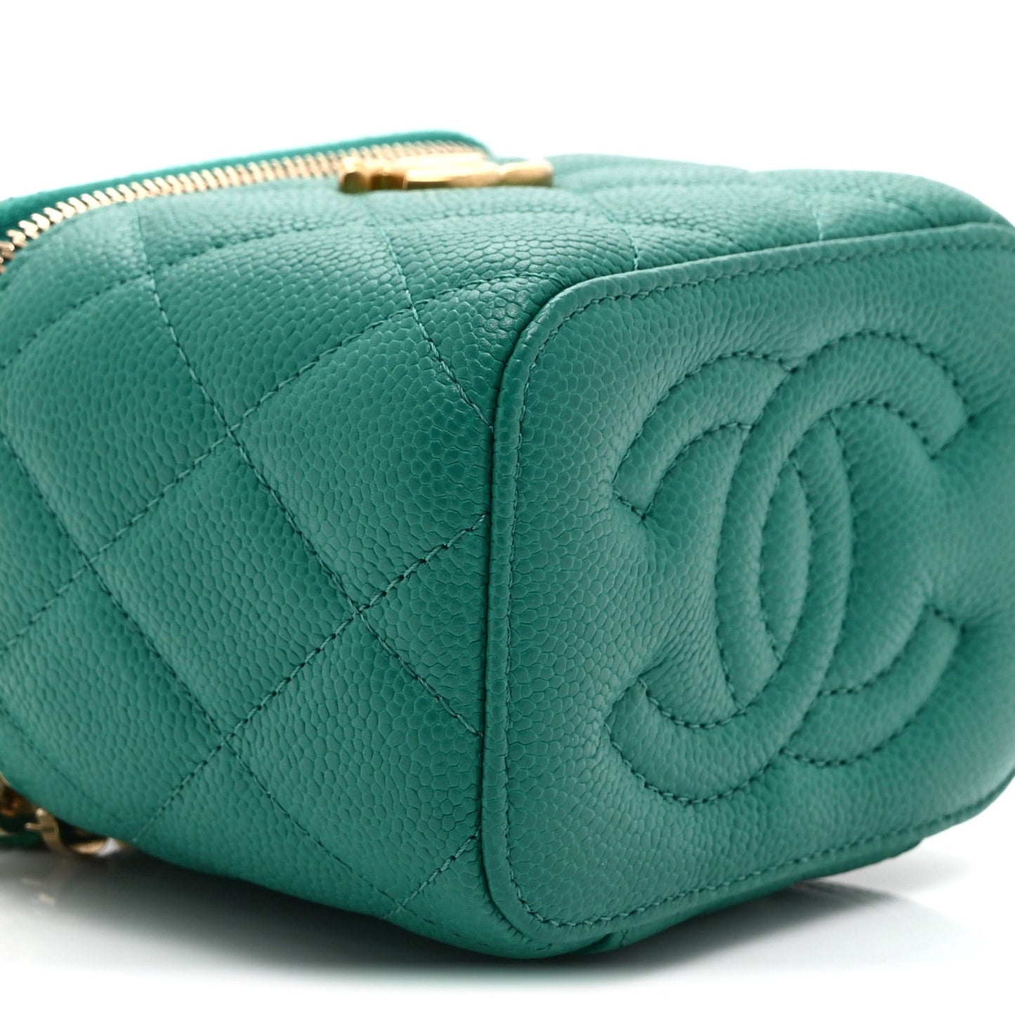 Caviar Quilted Sweetheart Mini Vanity Case Green