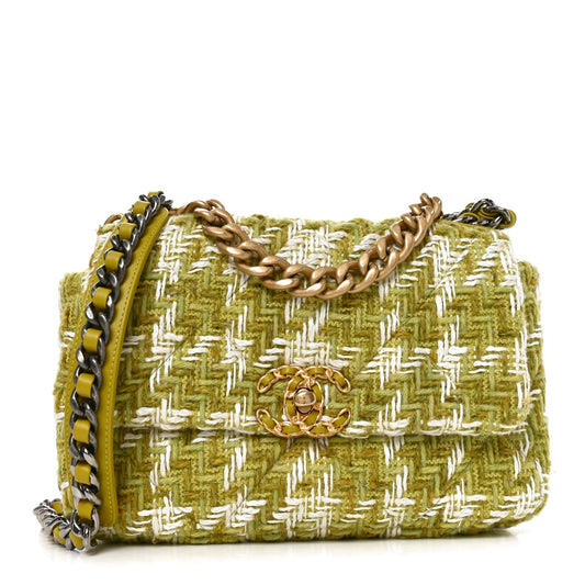 Tweed Quilted Medium Chanel 19 Flap Green