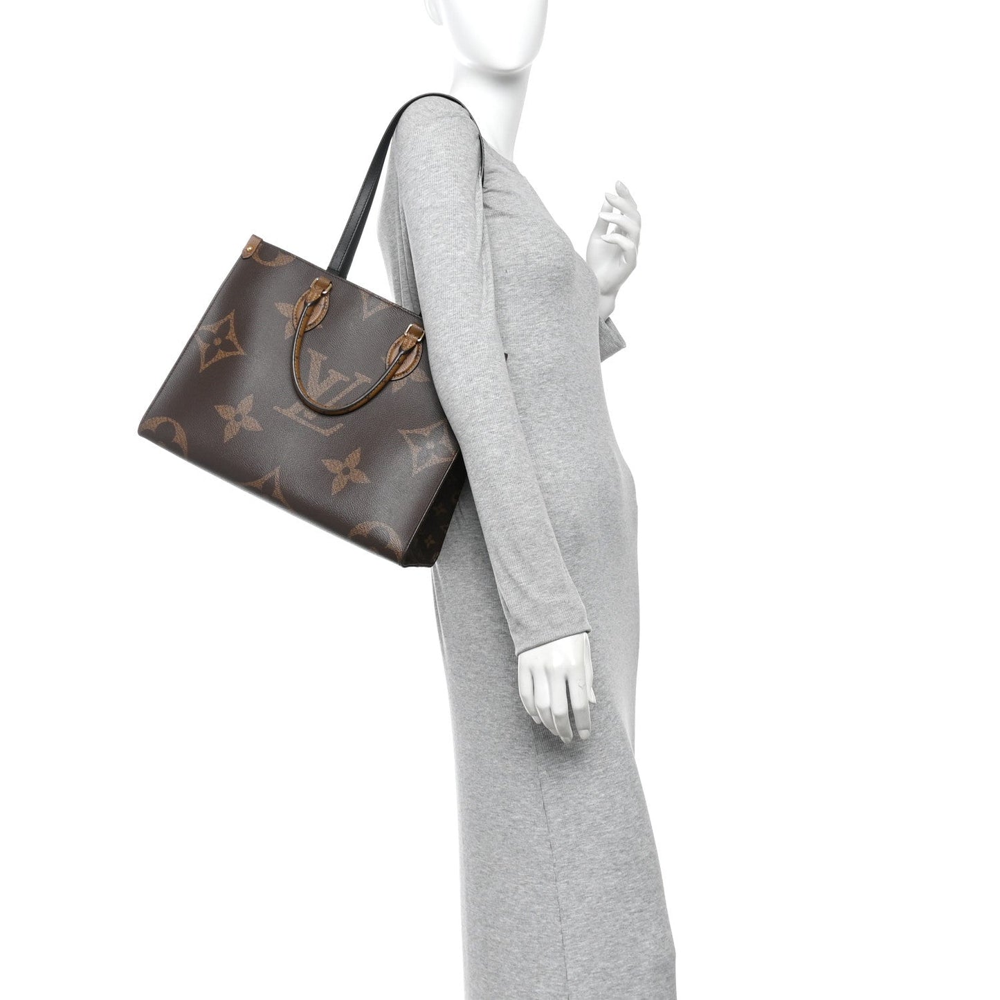 Reverse Monogram Giant Onthego MM