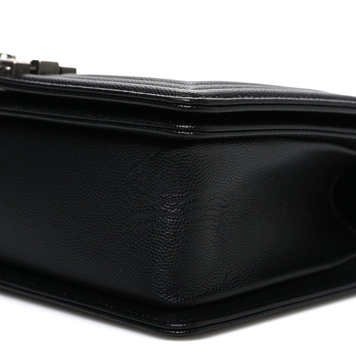 Caviar Quilted Medium Boy Flap Black