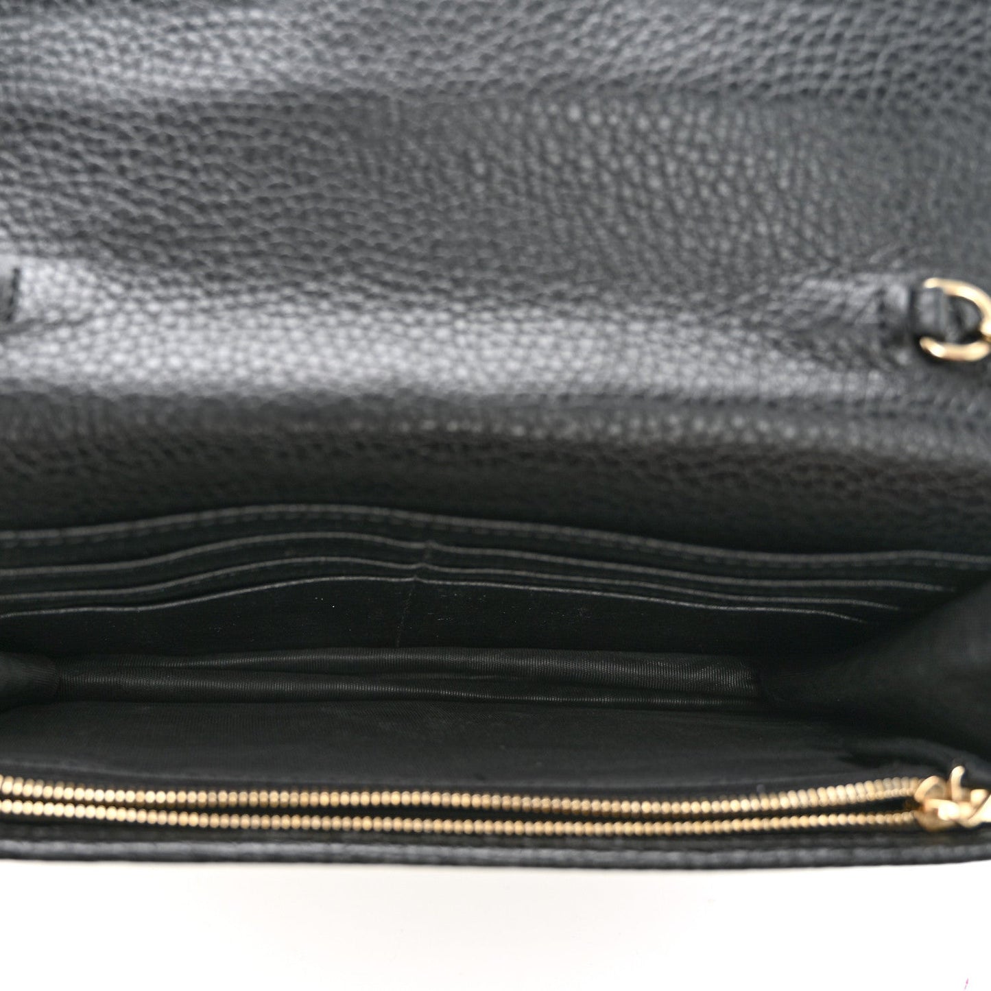 Pebbled Calfskin Soho Wallet On Chain Black