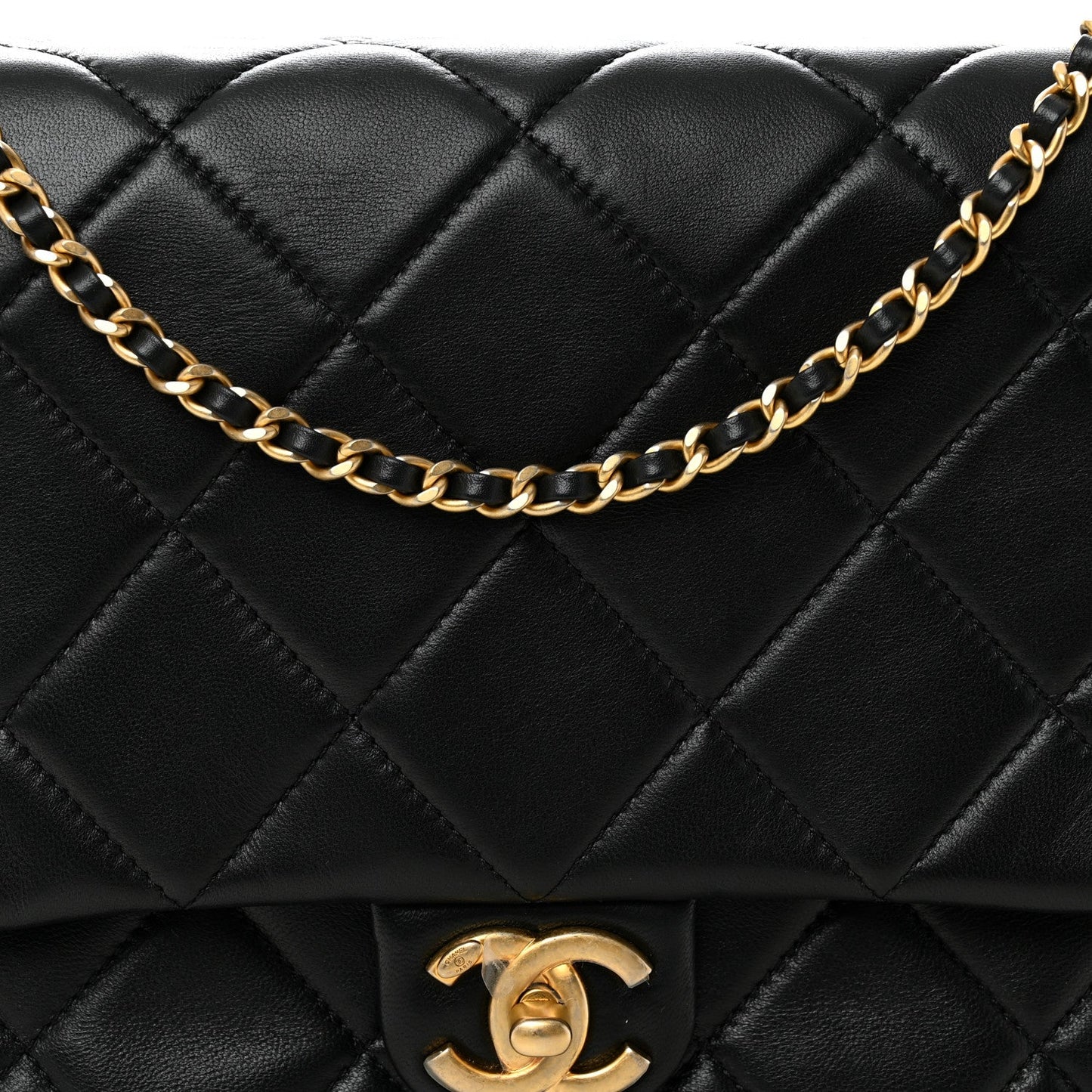 Lambskin Quilted Side Flap Black