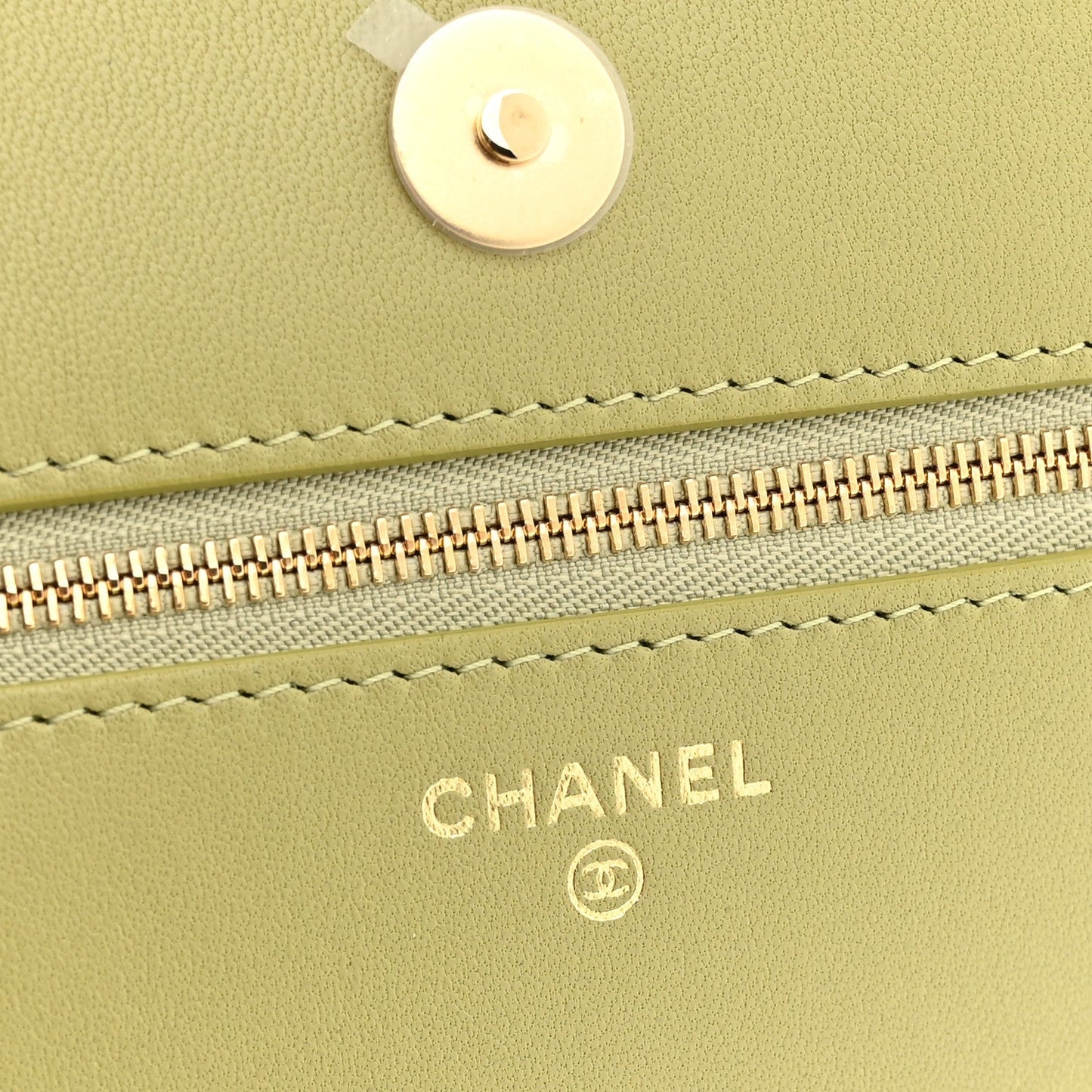 Calfskin Lizard Embossed Wallet On Chain WOC Green